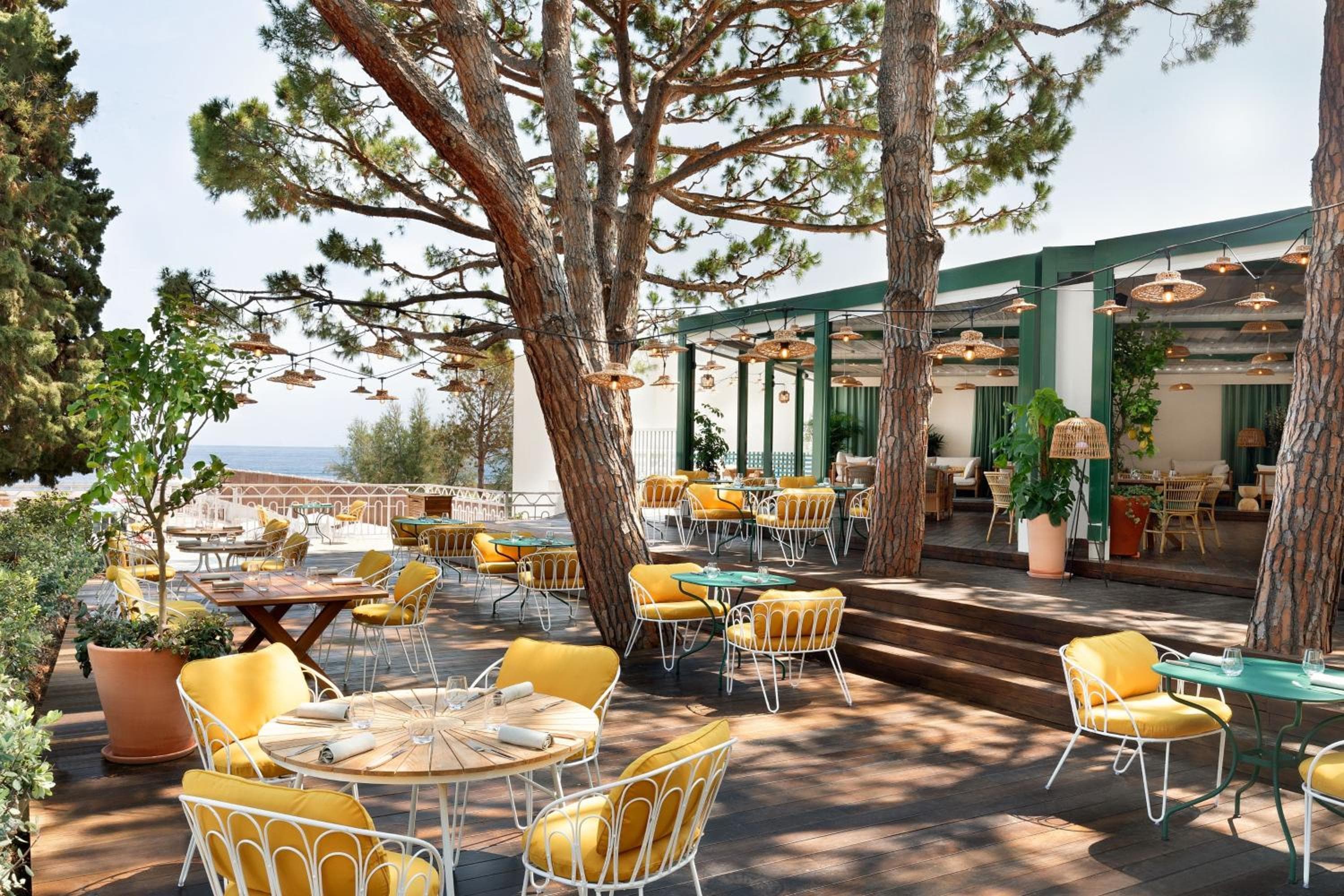 Le Méridien Beach Plaza — 15