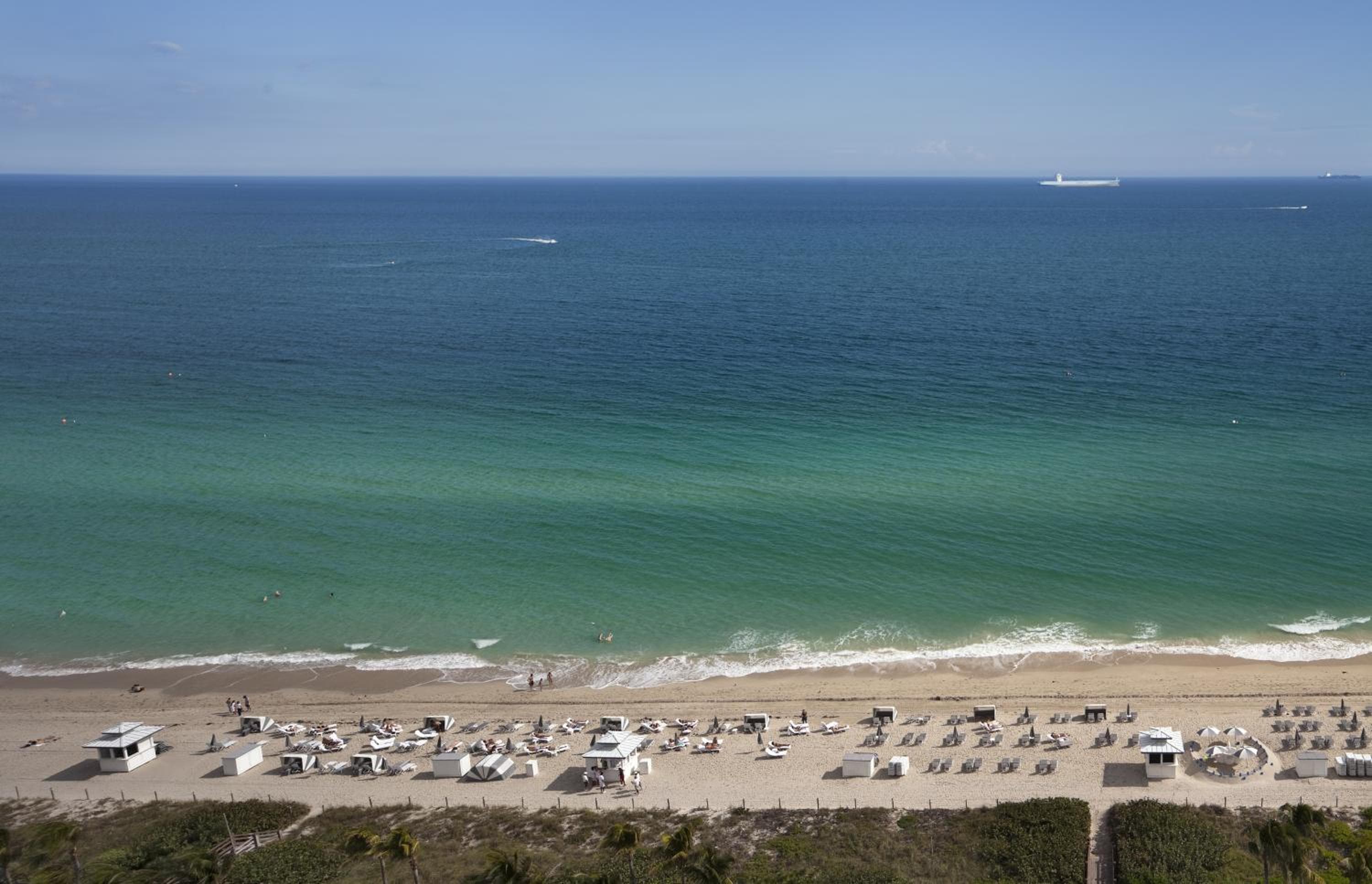 Fontainebleau Miami Beach — 24