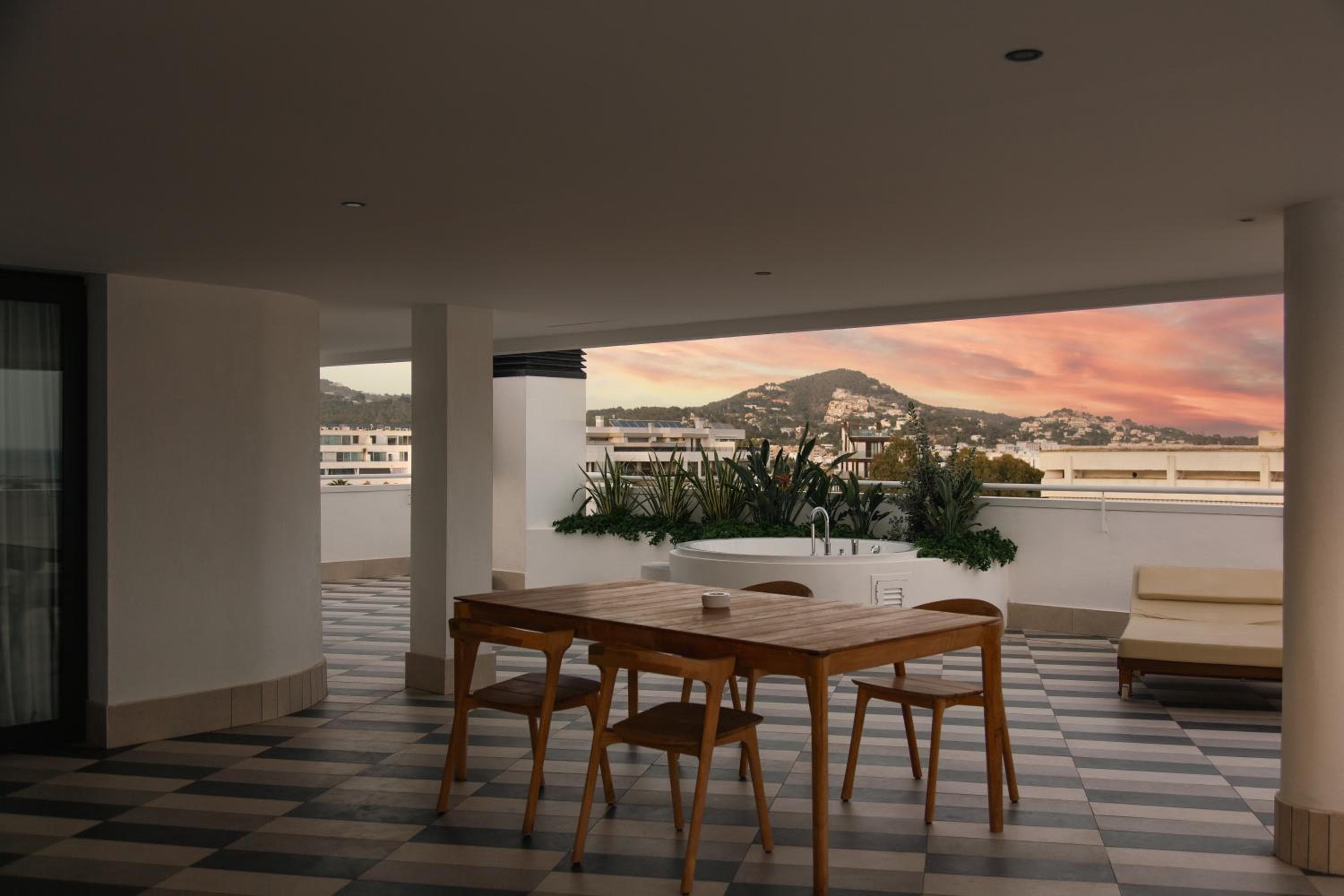 Pacha Hotel — 2