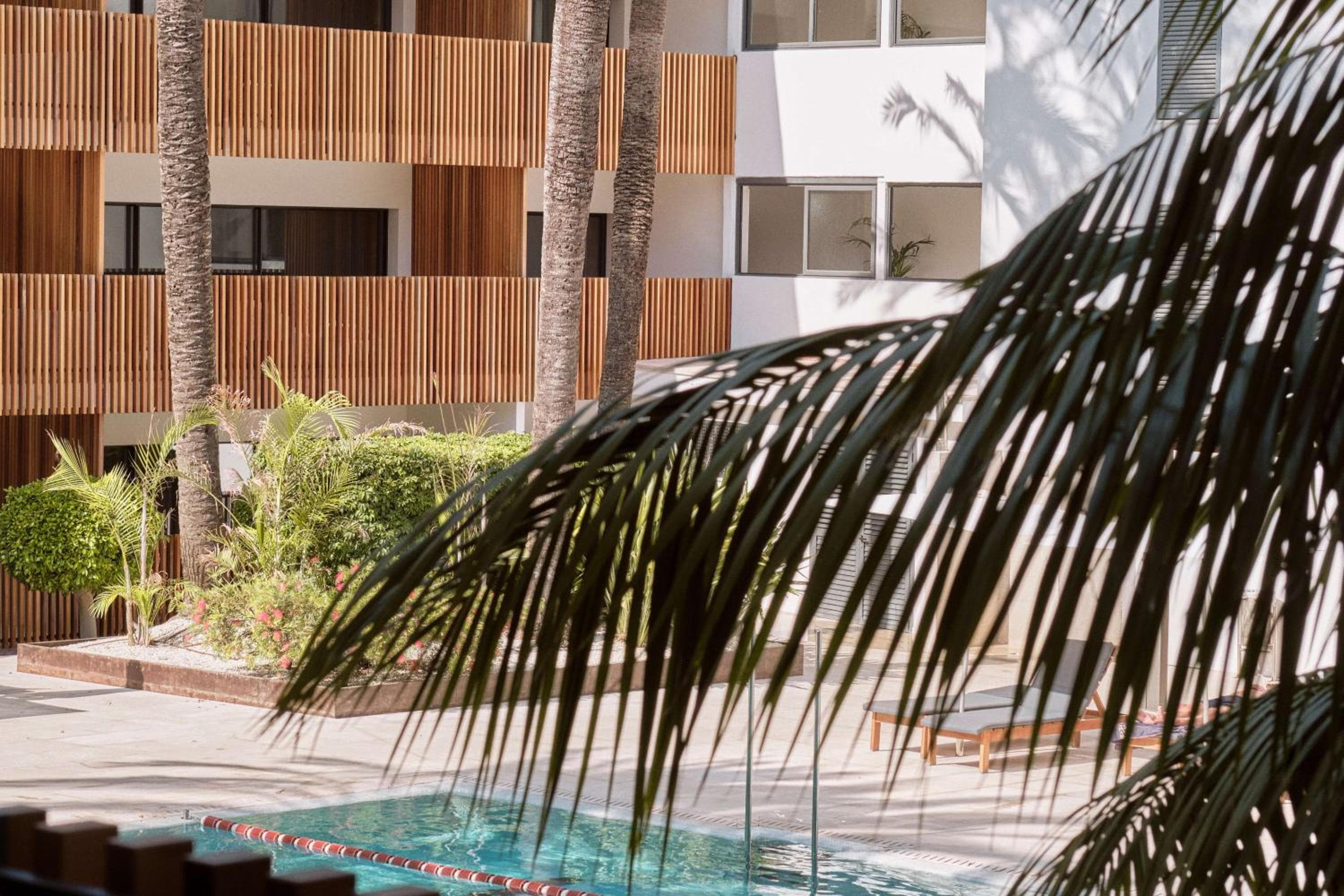 Las Gaviotas Suites Hotel & Spa — 9