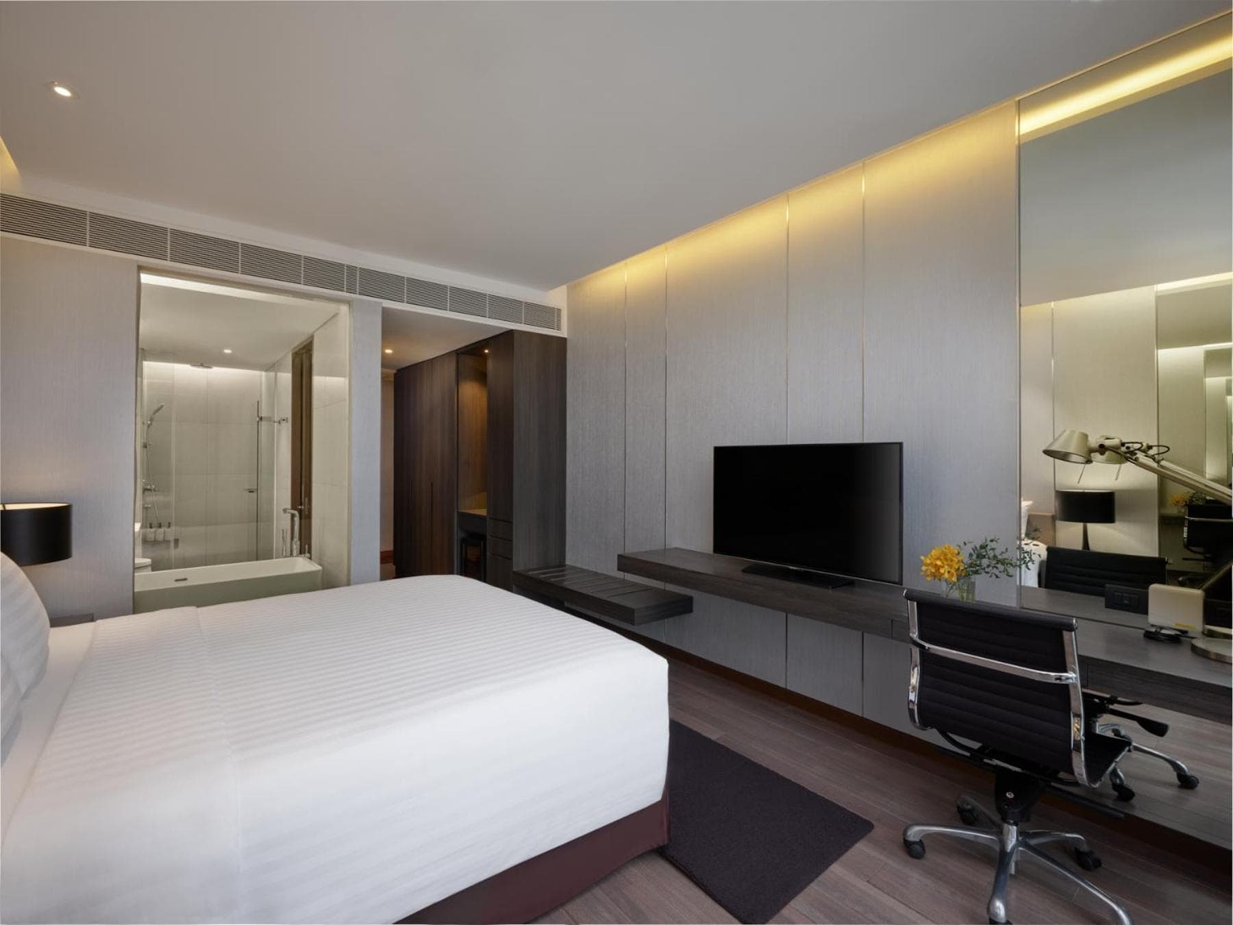 Amara Bangkok Hotel — 28