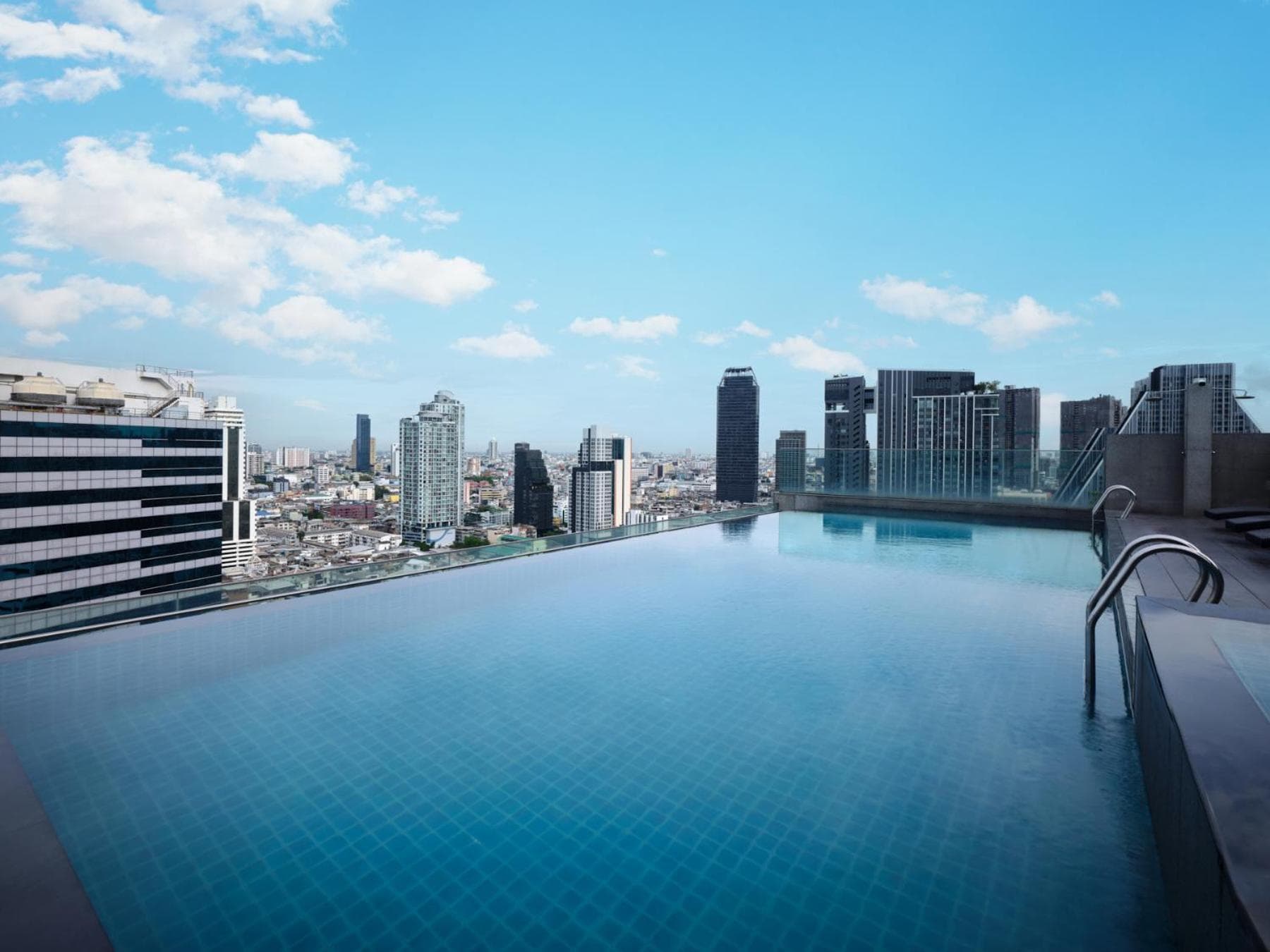 Amara Bangkok Hotel — 23