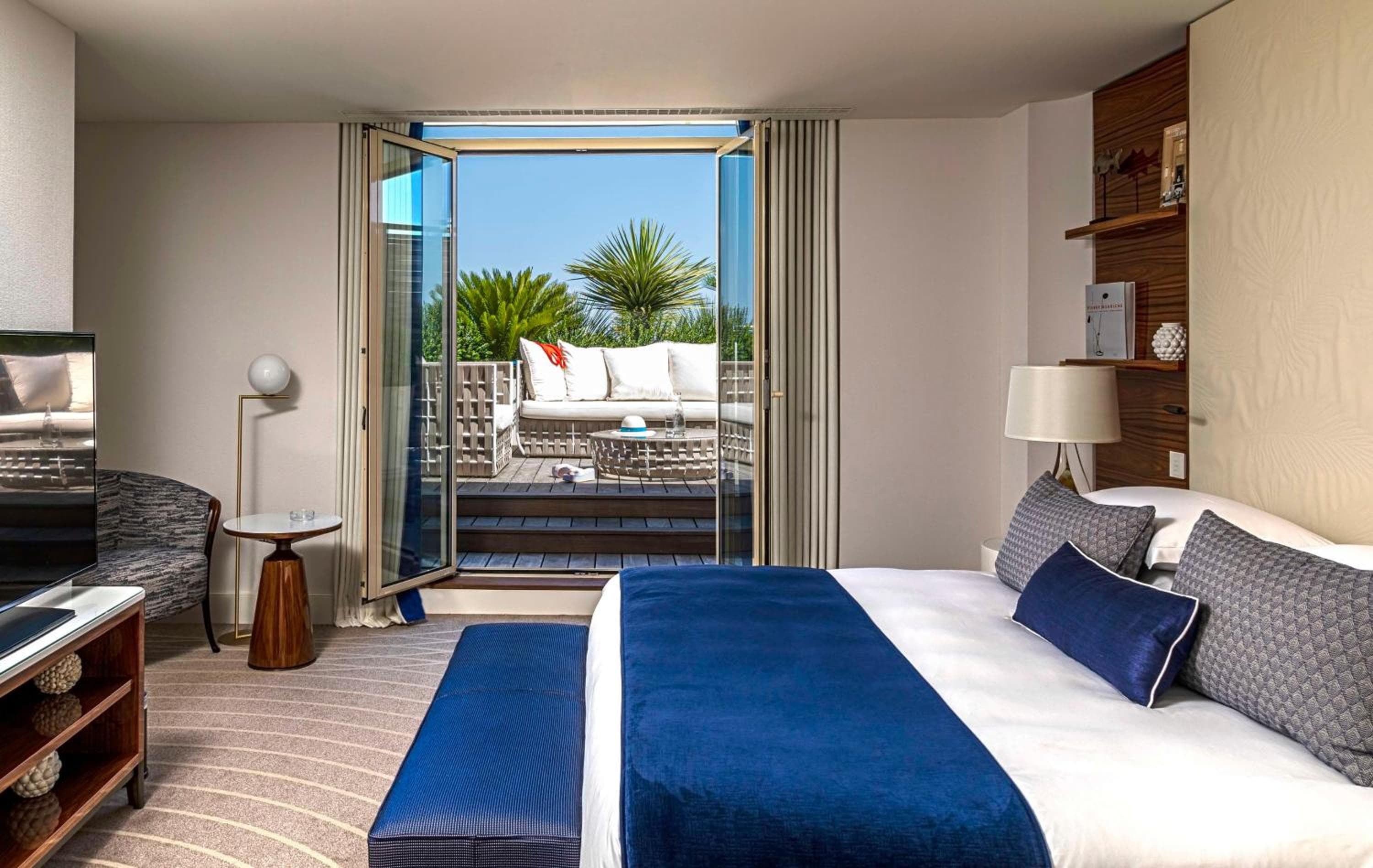 Hôtel Martinez, in The Unbound Collection by Hyatt — 4