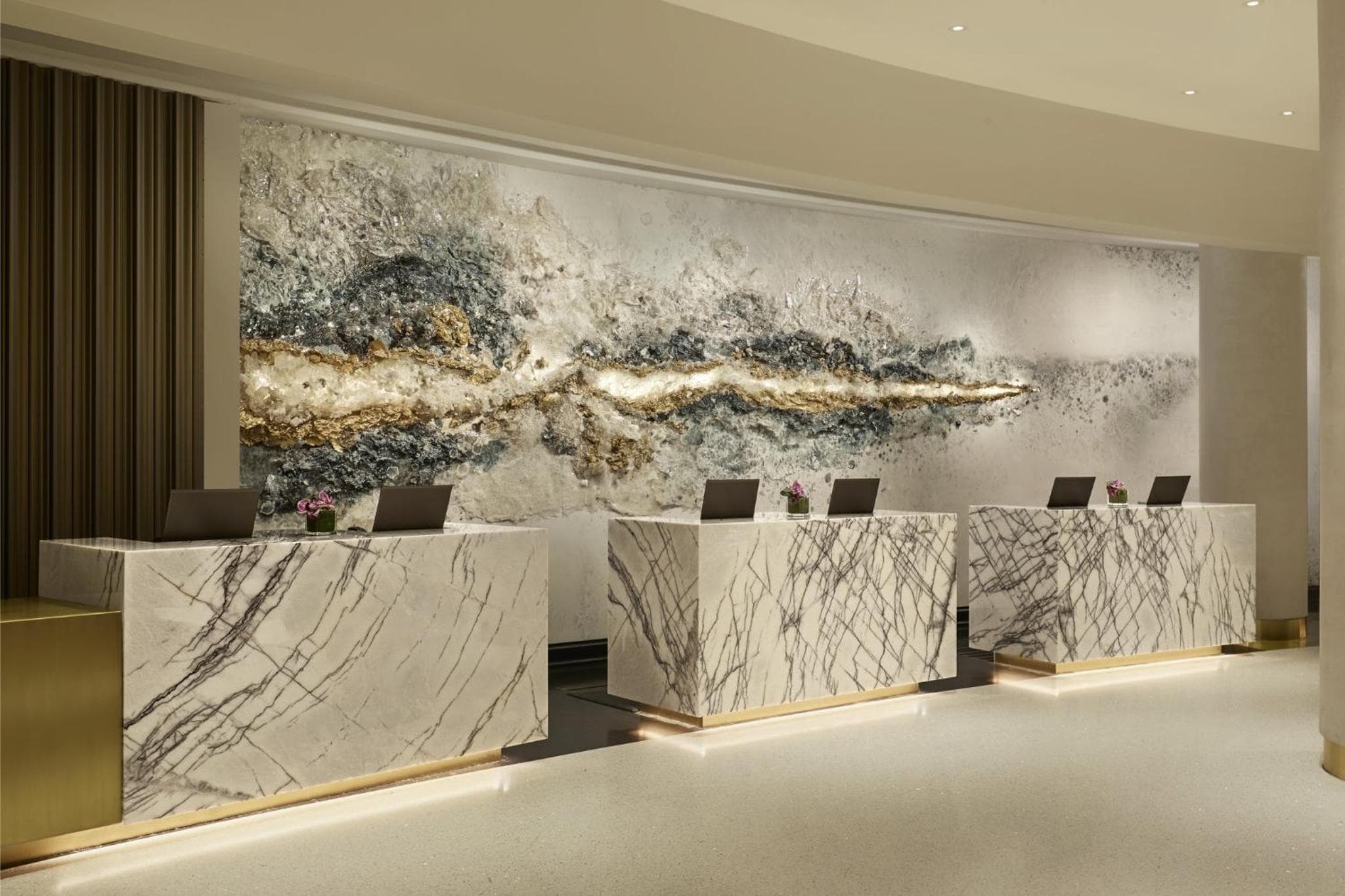Loews Miami Beach Hotel — 30