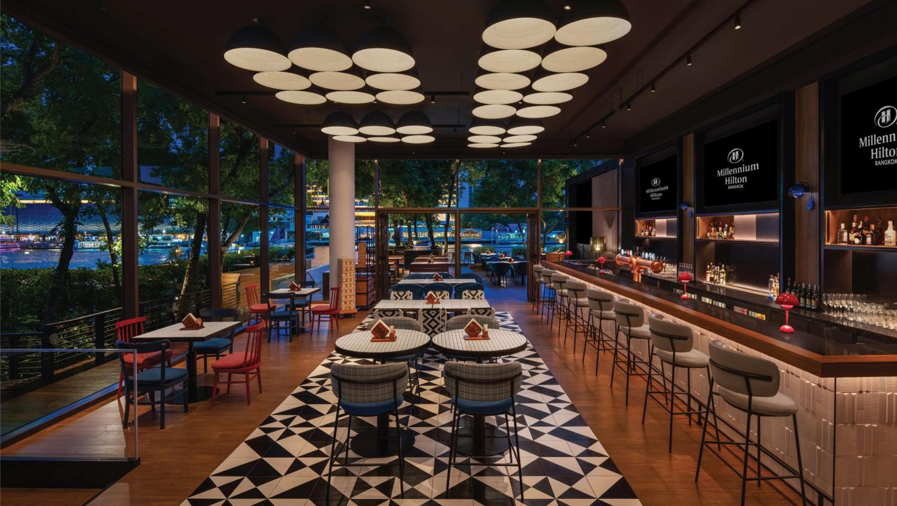 Millennium Hilton Bangkok — 4