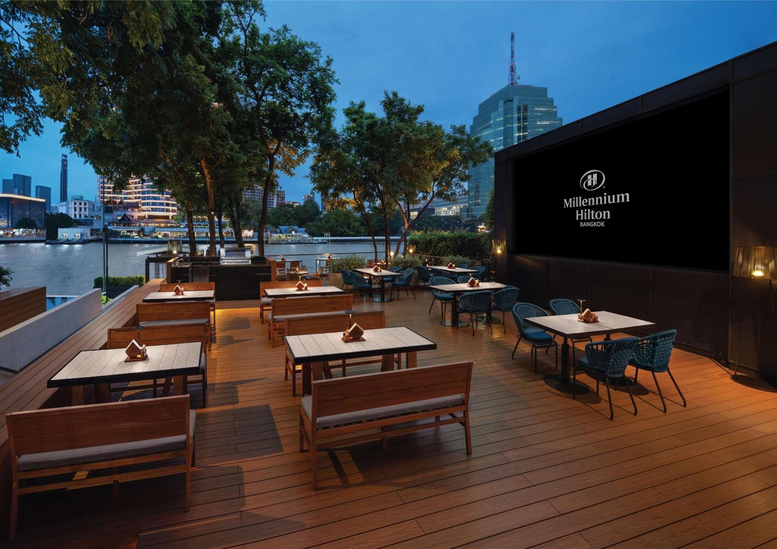 Millennium Hilton Bangkok — 5