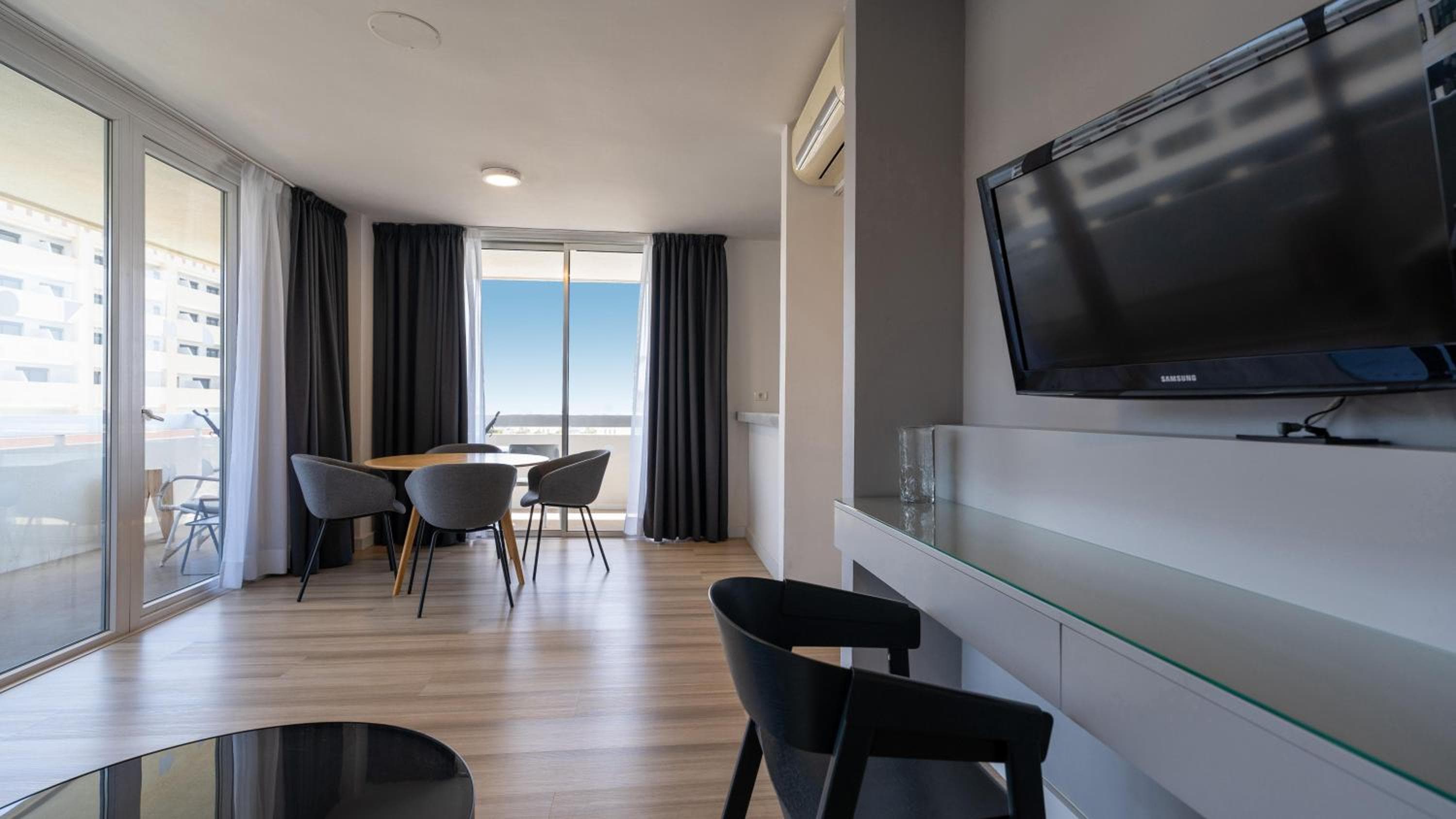 Coral Suites & Spa - Adults Only — 23