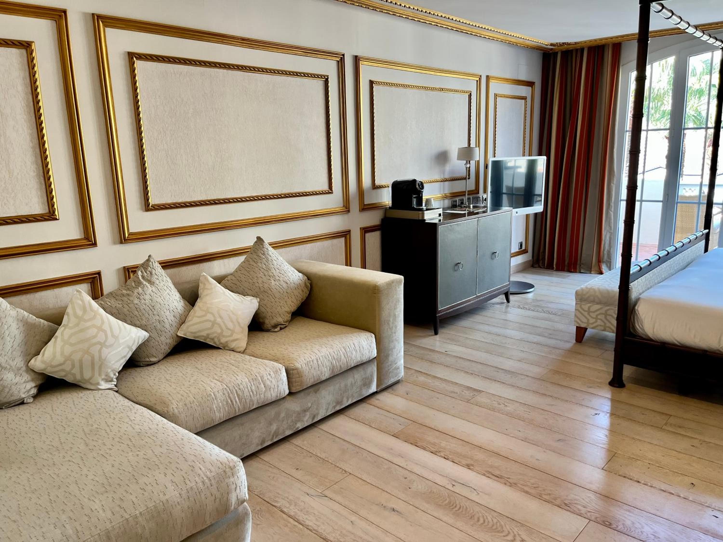 Grand Hotel Las Dunas, Autograph Collection — 14
