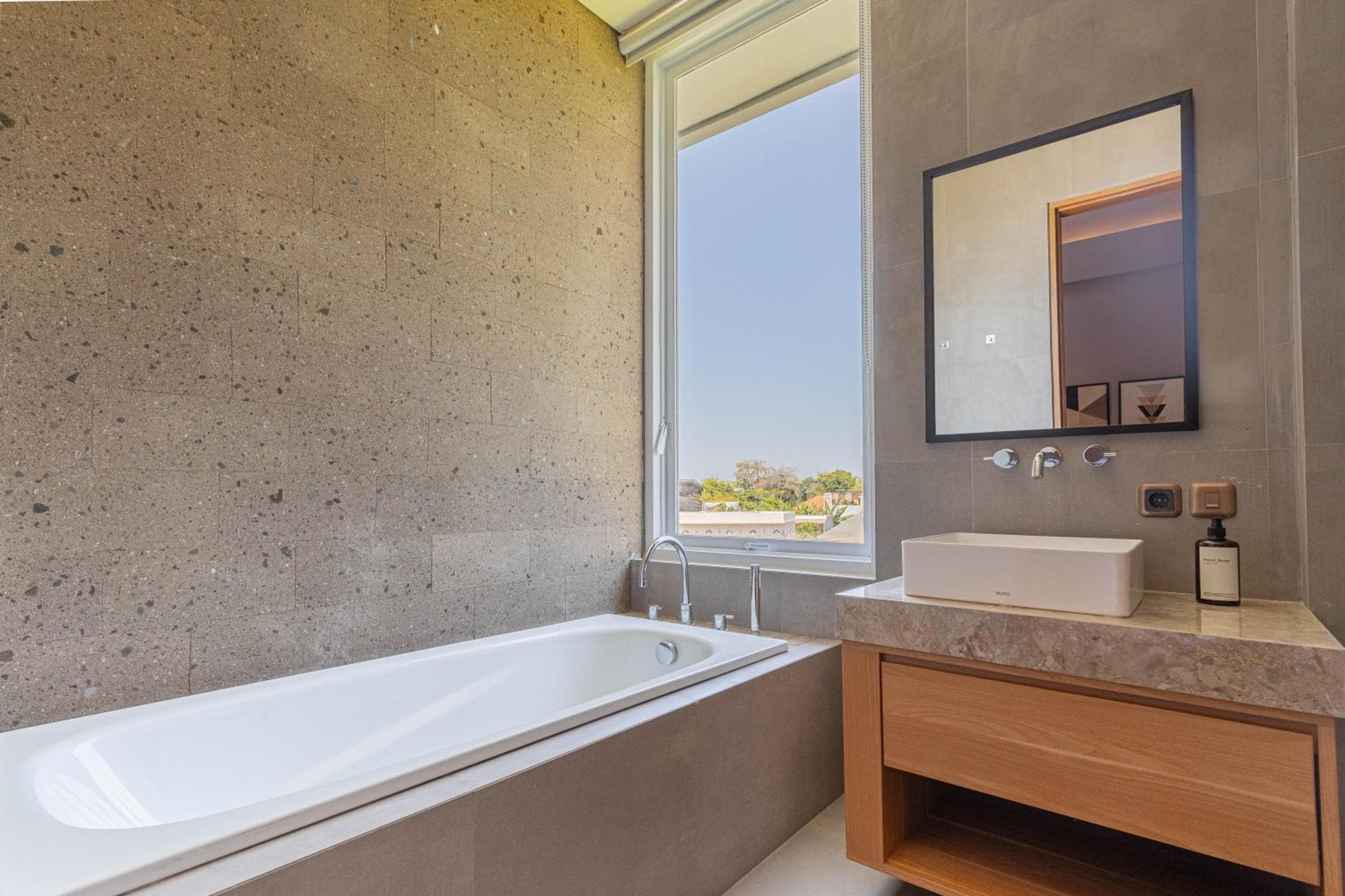 Villa Taman Famindo Canggu V8 by Great Bali Villas — 5