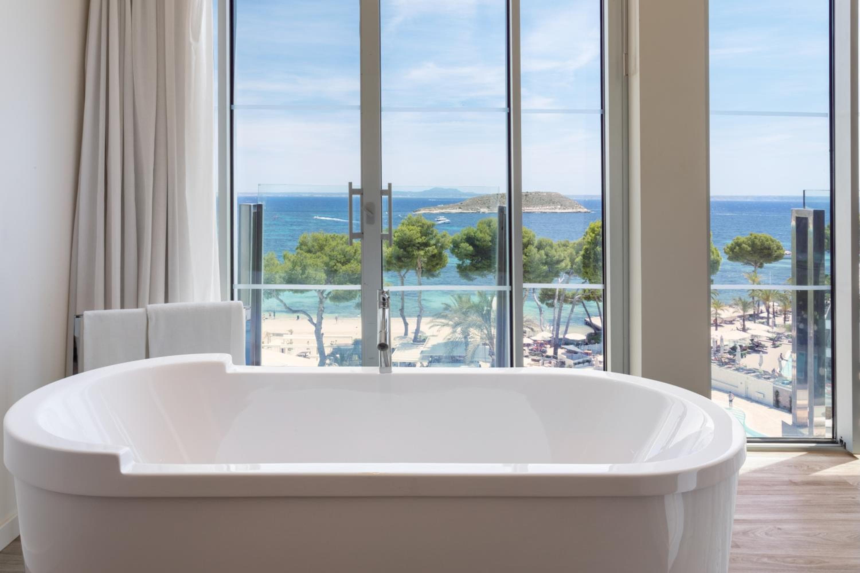 Meliá South Beach — 24