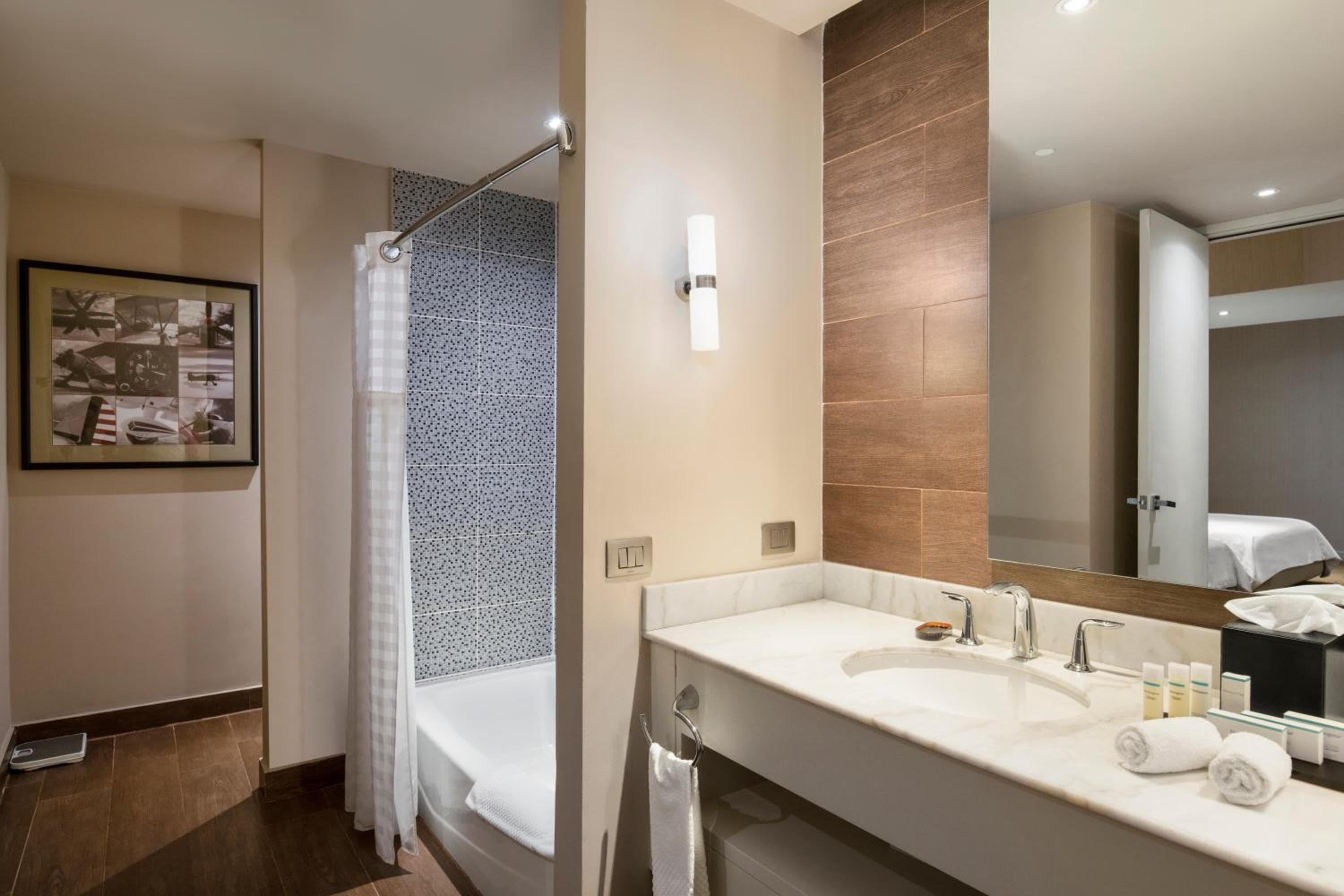 Embassy Suites by Hilton Santo Domingo — 10