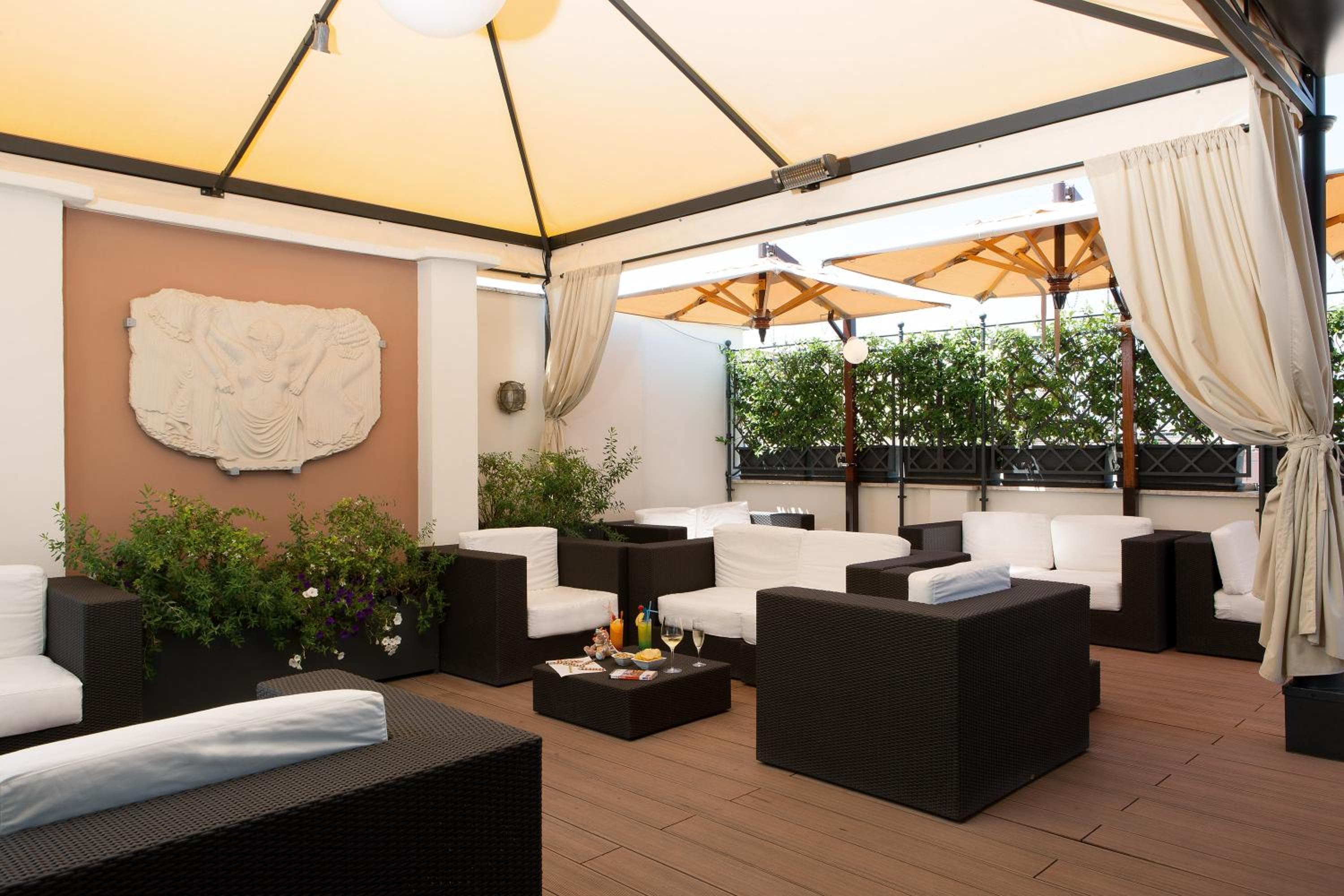 Hotel Artemide — 17