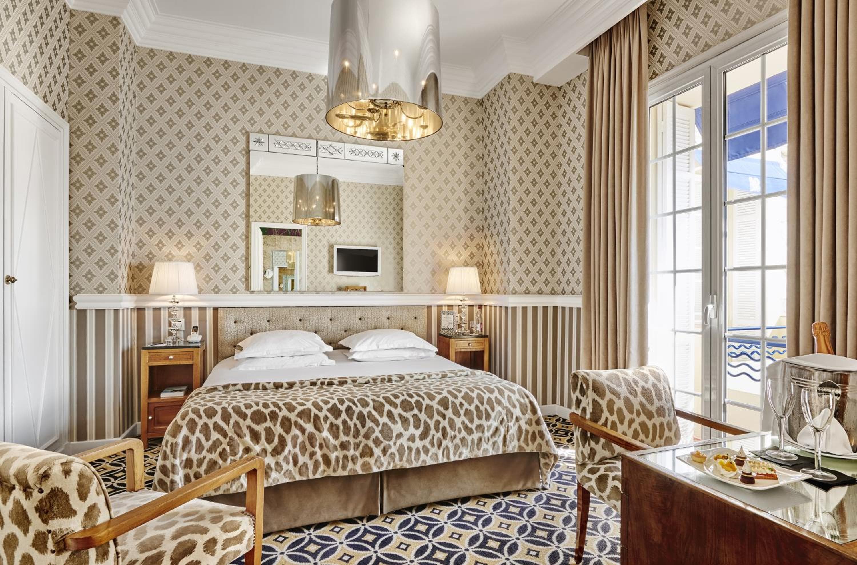Hôtel Belles Rives — 4