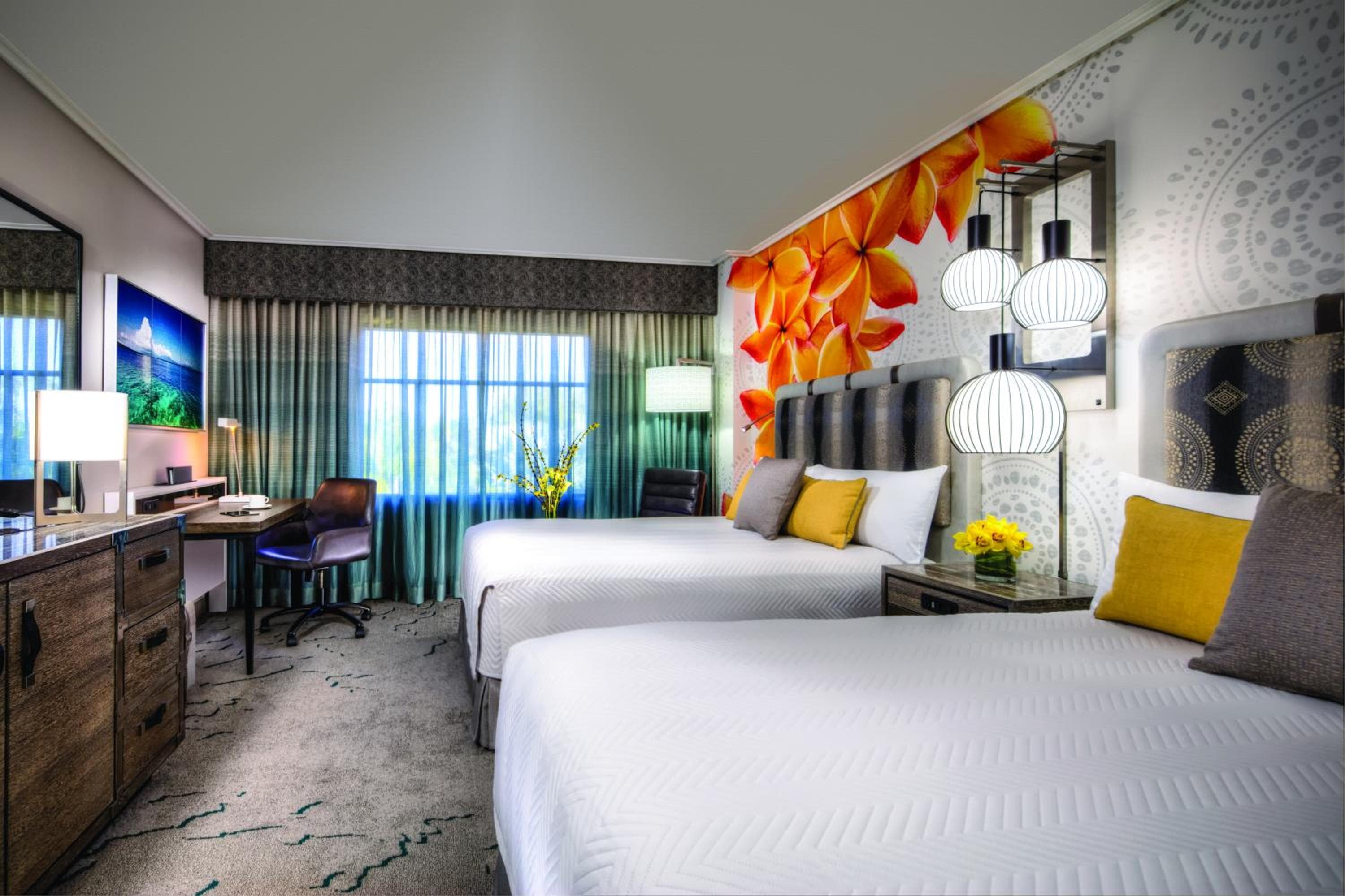Universal's Loews Royal Pacific Resort — 25