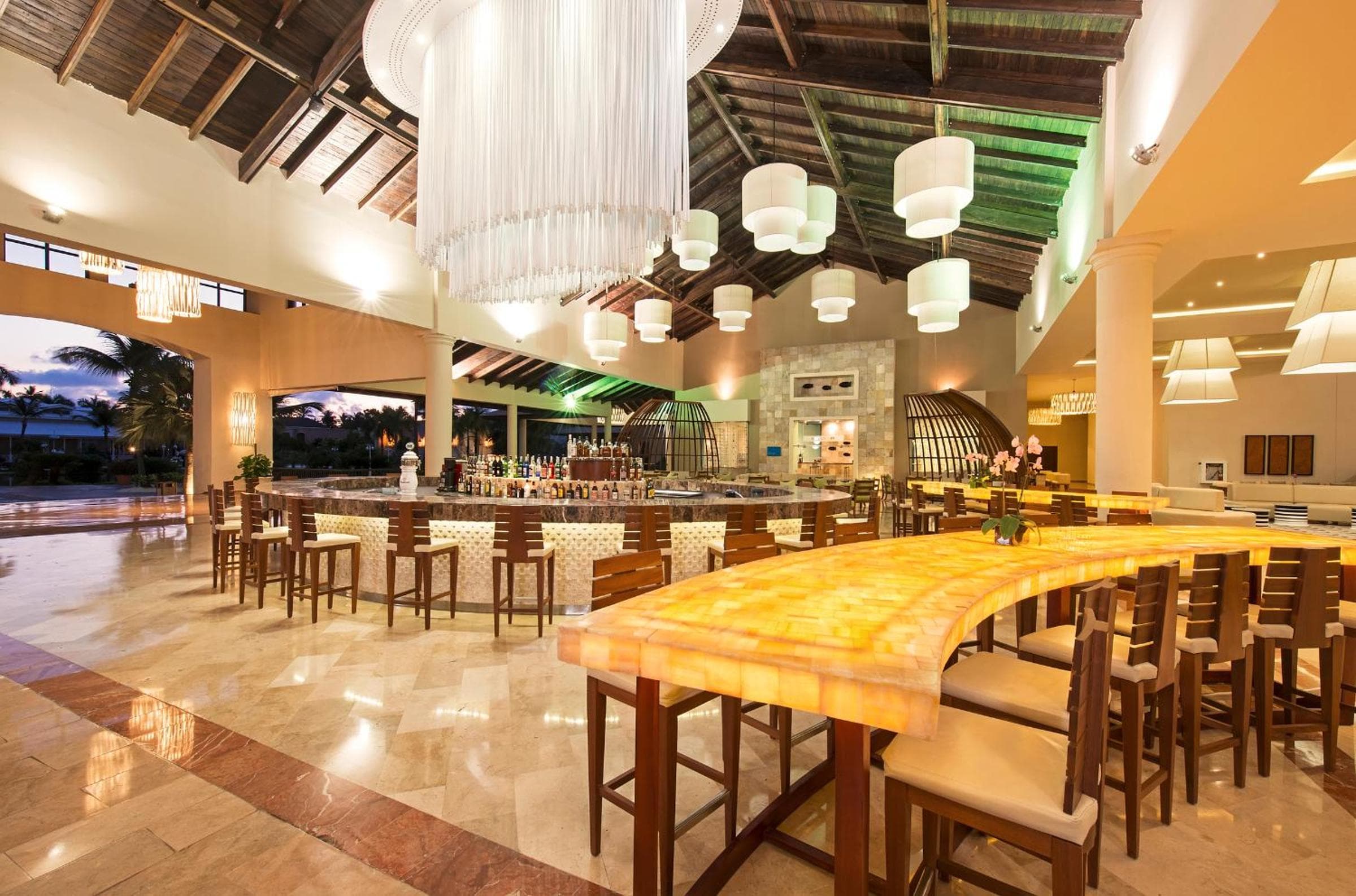 Ocean Blue & Sand Beach Resort - All Inclusive — 18
