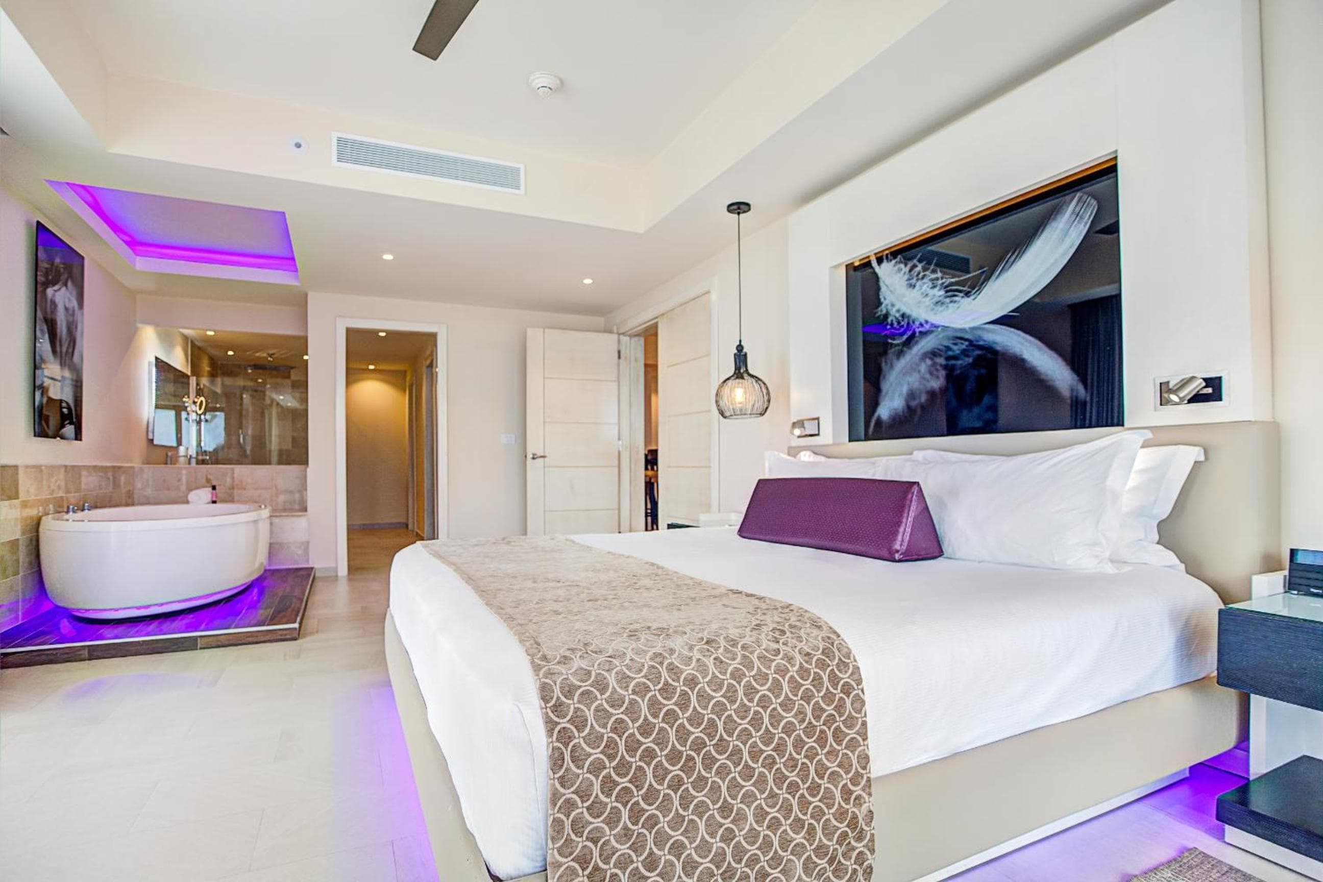 Royalton CHIC Punta Cana, An Autograph Collection All-Inclusive Resort & Casino, Adults Only — 8