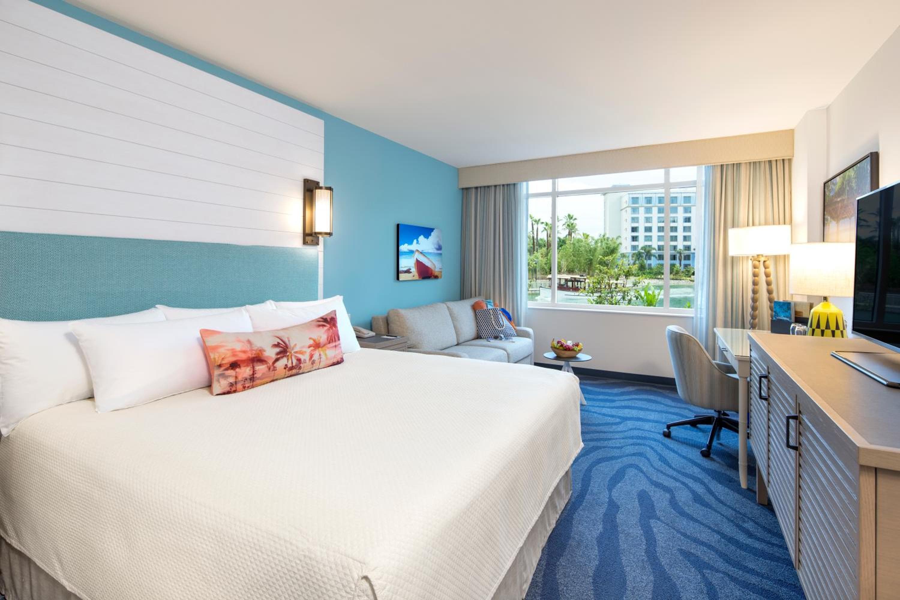 Universal's Loews Sapphire Falls Resort — 14