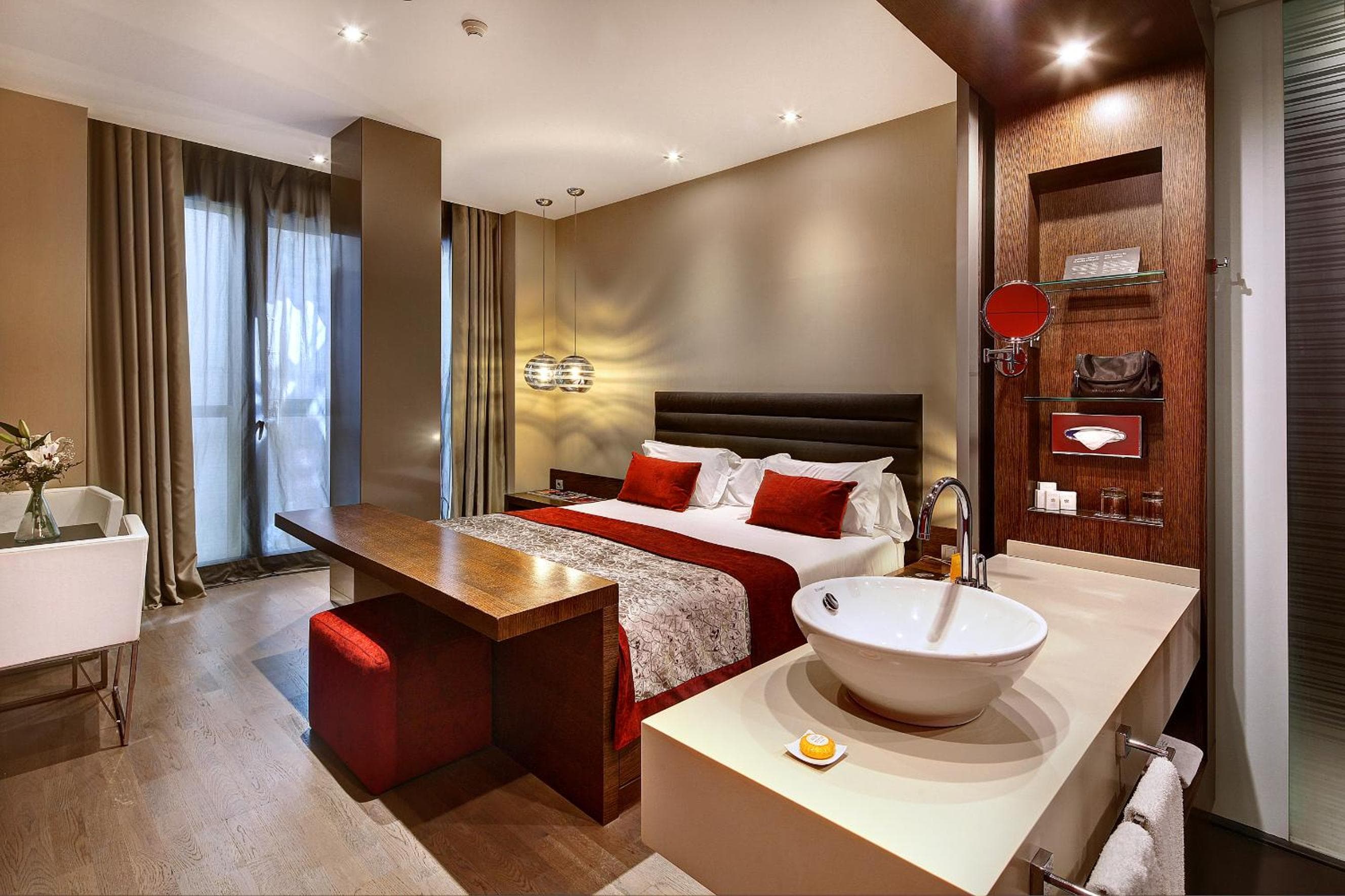 Olivia Plaza Hotel — 19