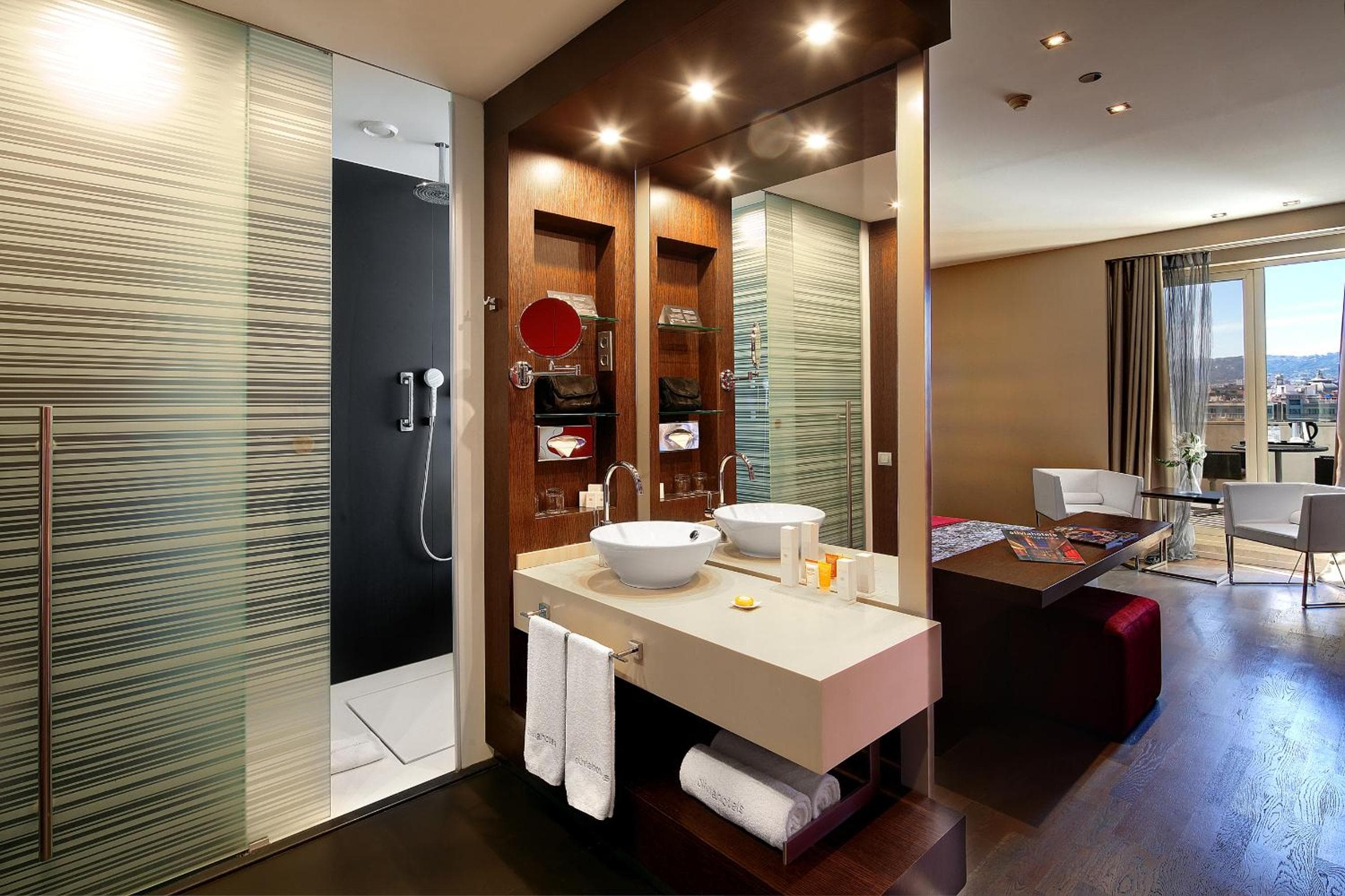 Olivia Plaza Hotel — 26