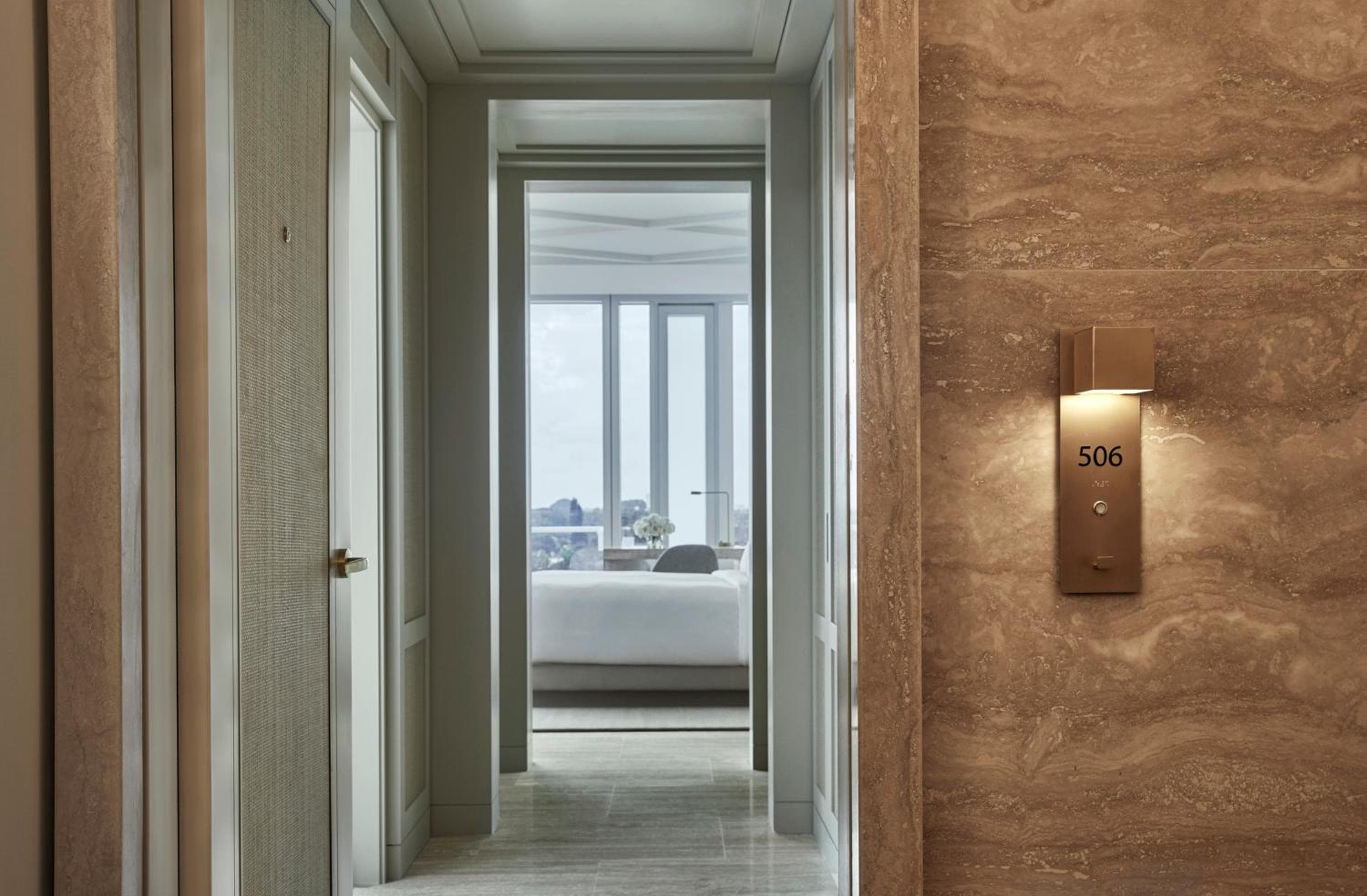 Four Seasons Hotel at The Surf Club — 9