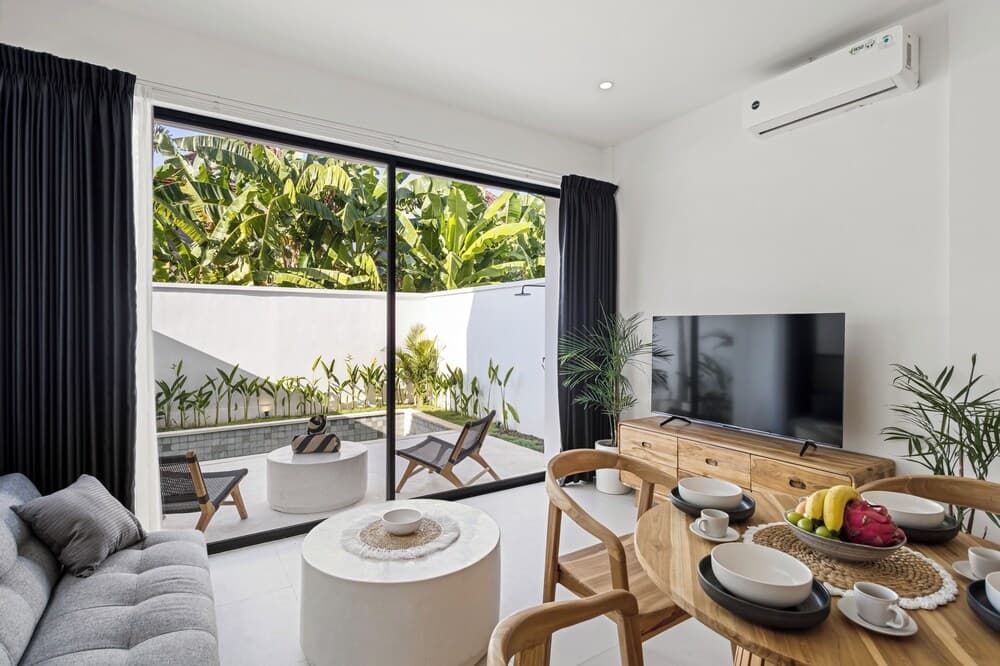 White Residence - Art & Boutique Suites — 6