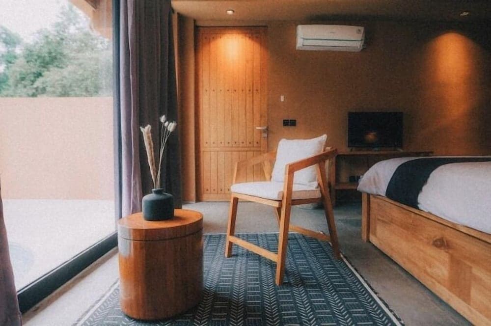 Loji Nyanyi Suite & Brew — 3
