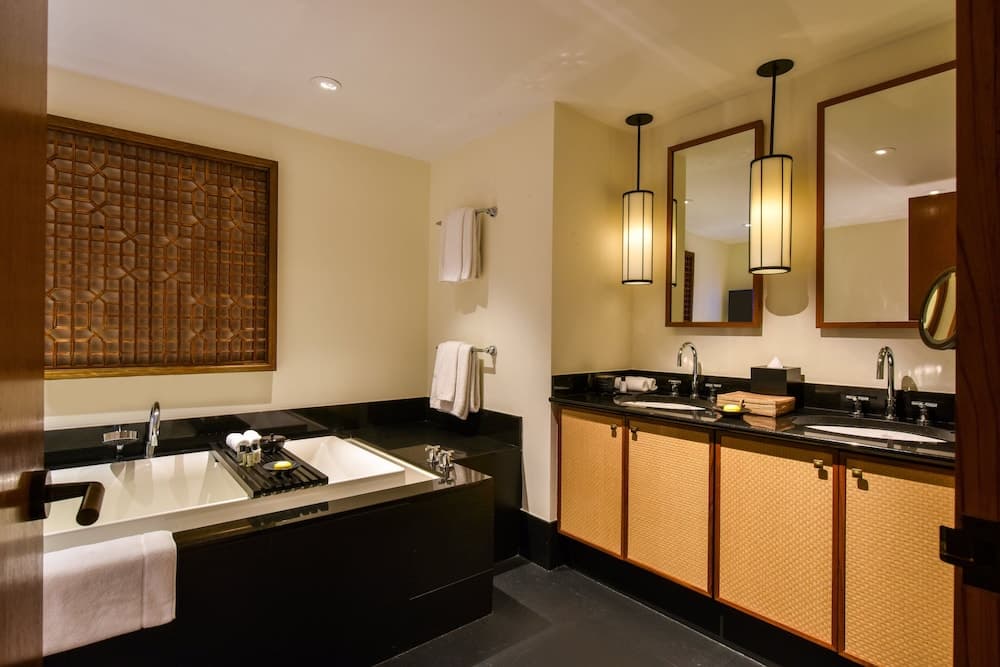 The Setai — 5