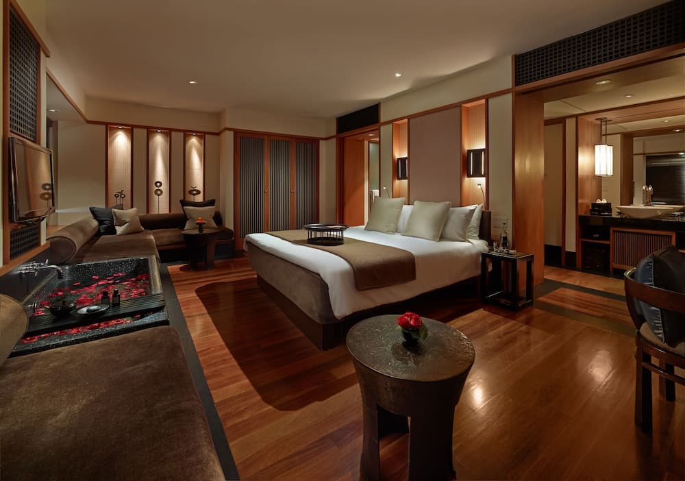 The Setai — 13