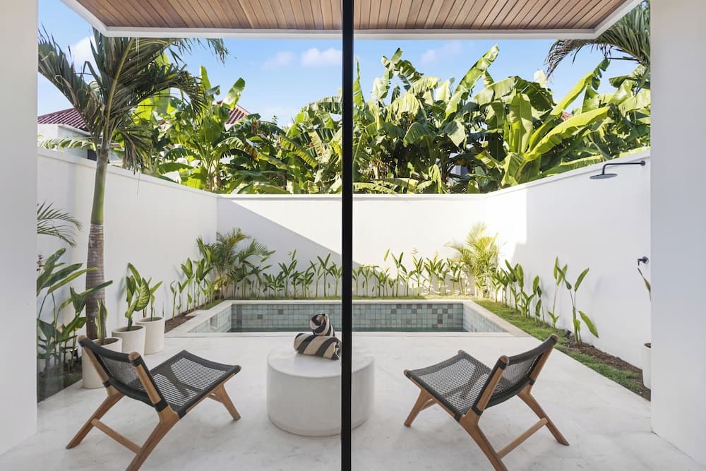 White Residence - Art & Boutique Suites — 8