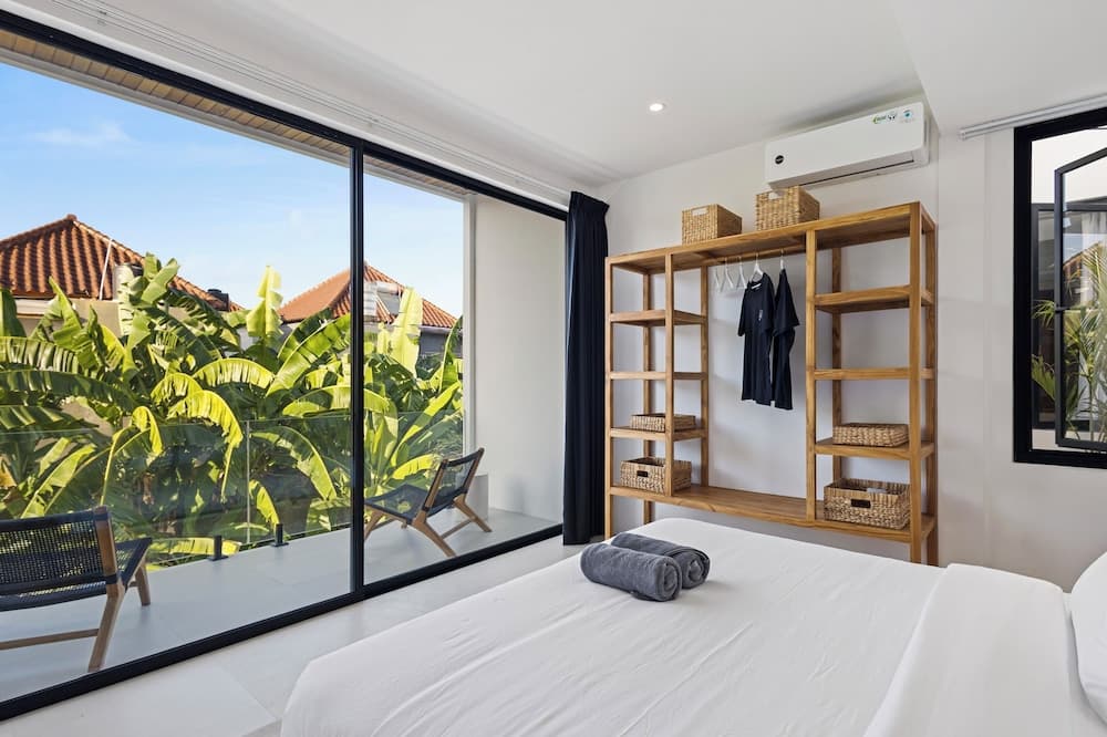 White Residence - Art & Boutique Suites — 2