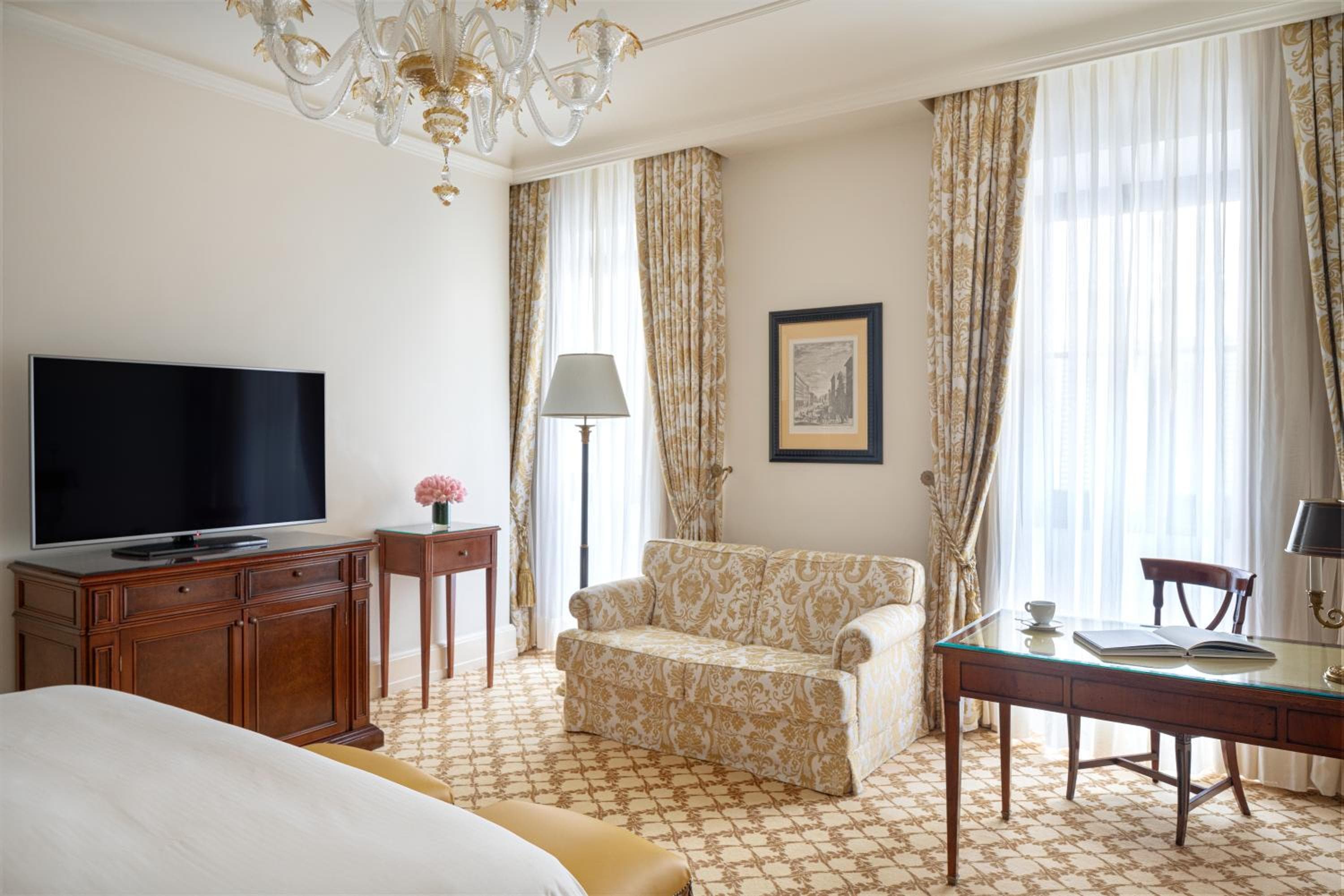 Four Seasons Hotel Firenze — 24