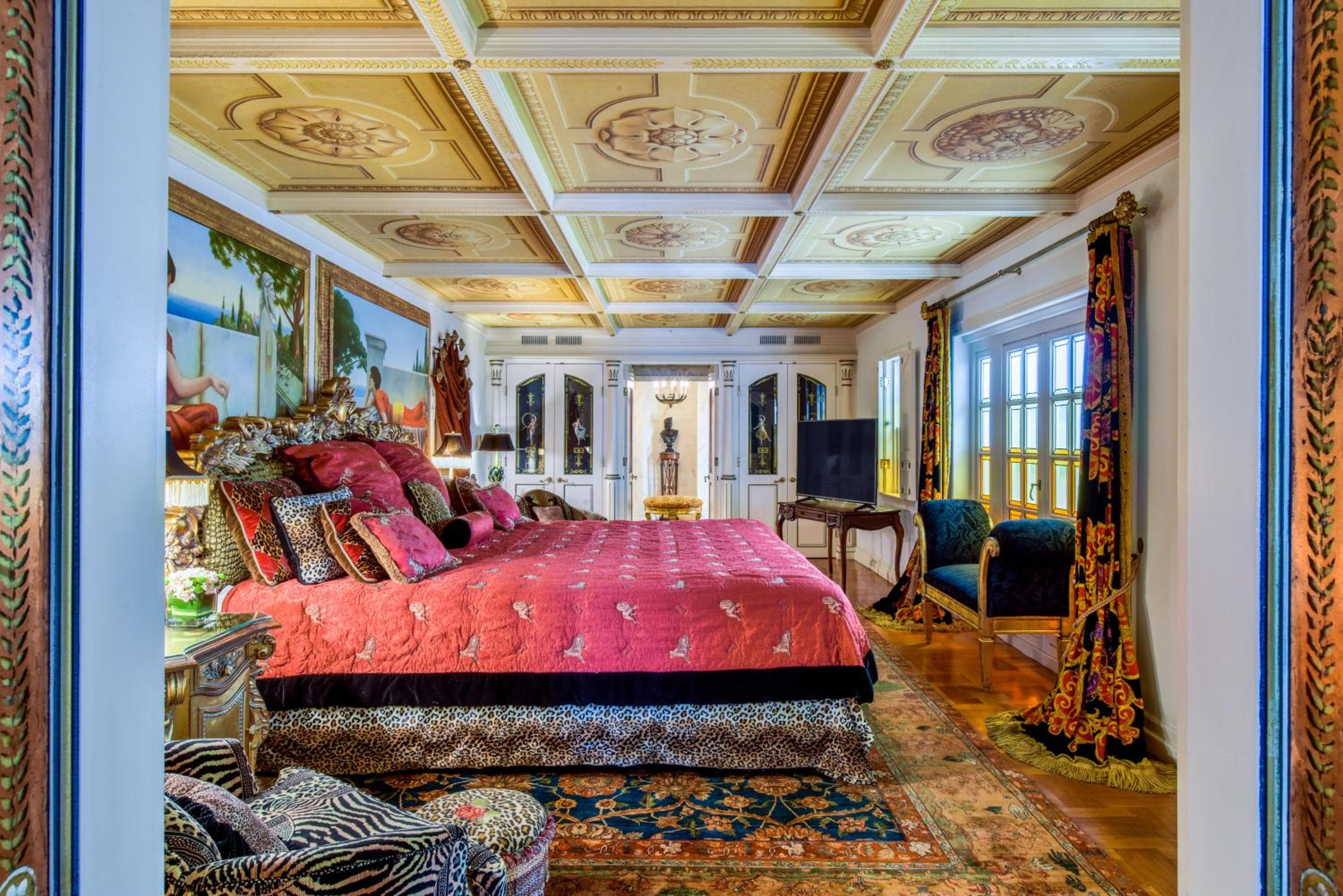 The Villa Casa Casuarina — 17