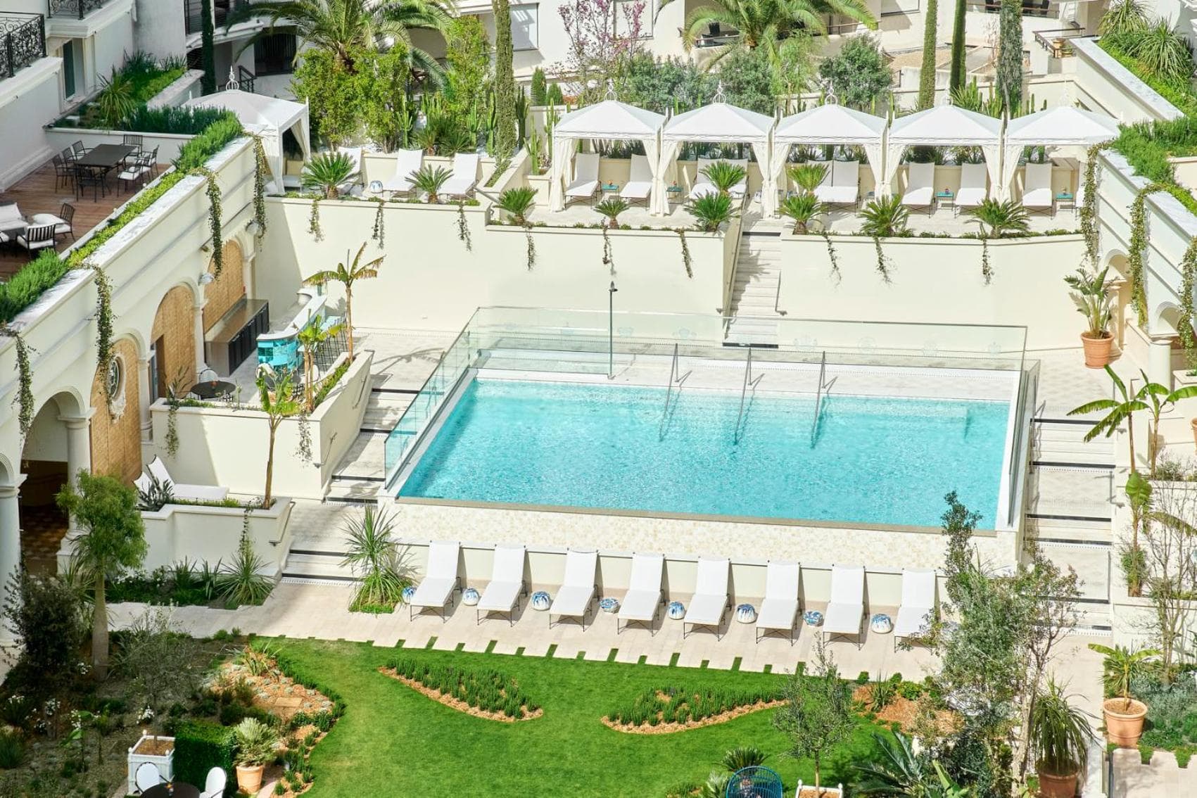Carlton Cannes, a Regent Hotel — 14