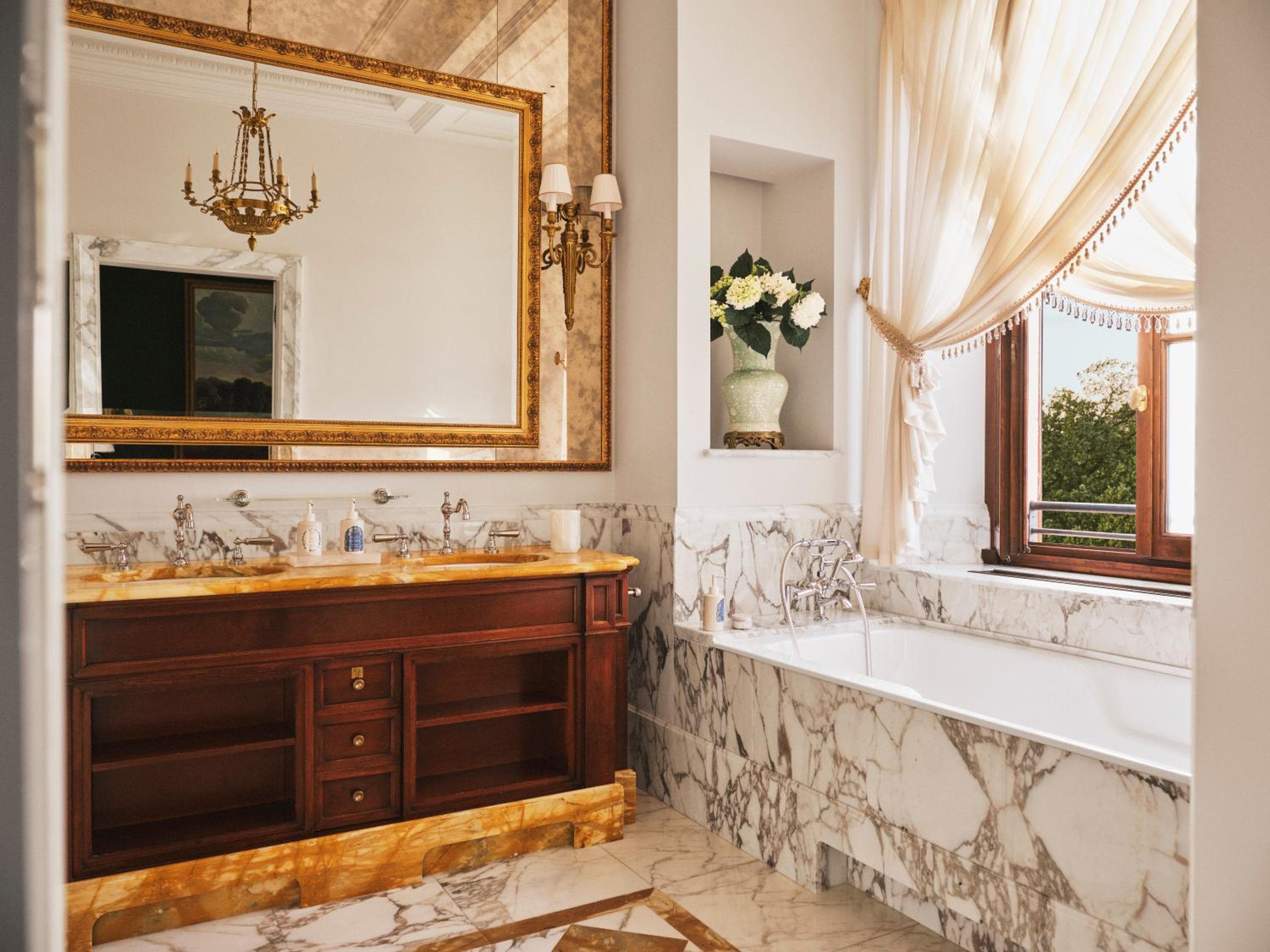Four Seasons Hotel Firenze — 13