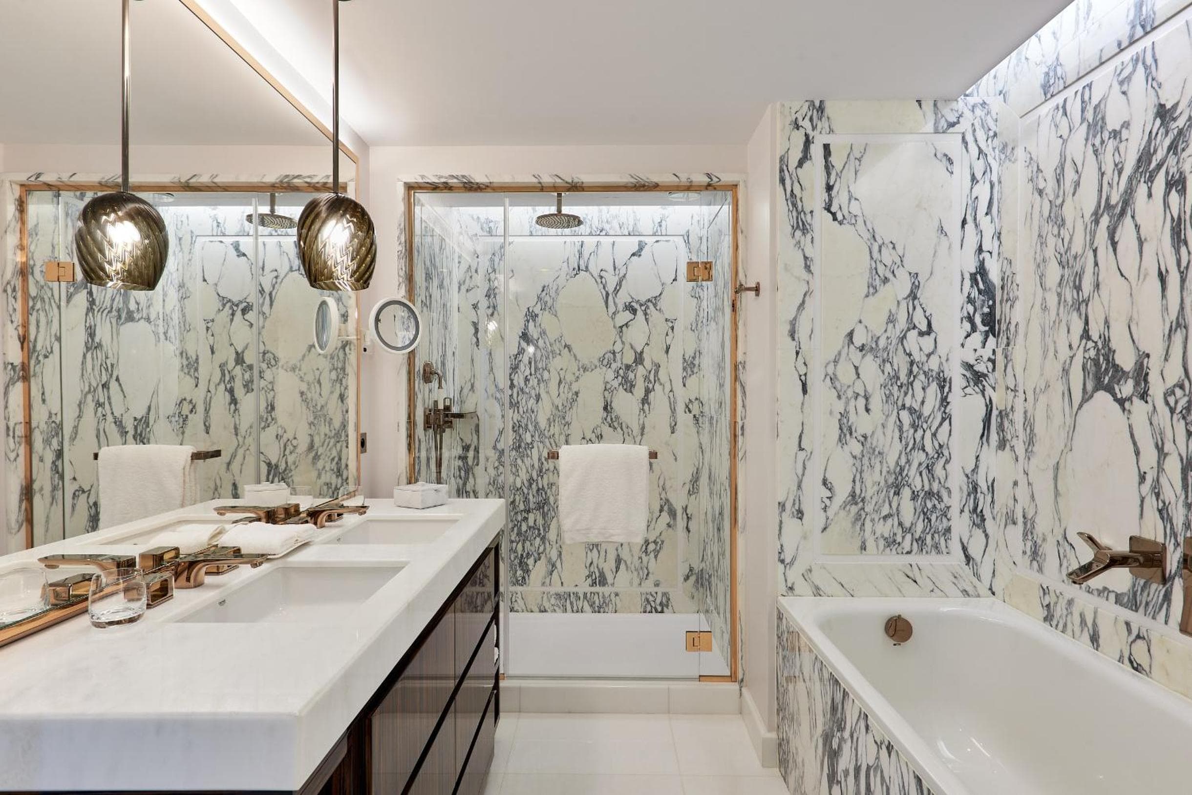 Carlton Cannes, a Regent Hotel — 10