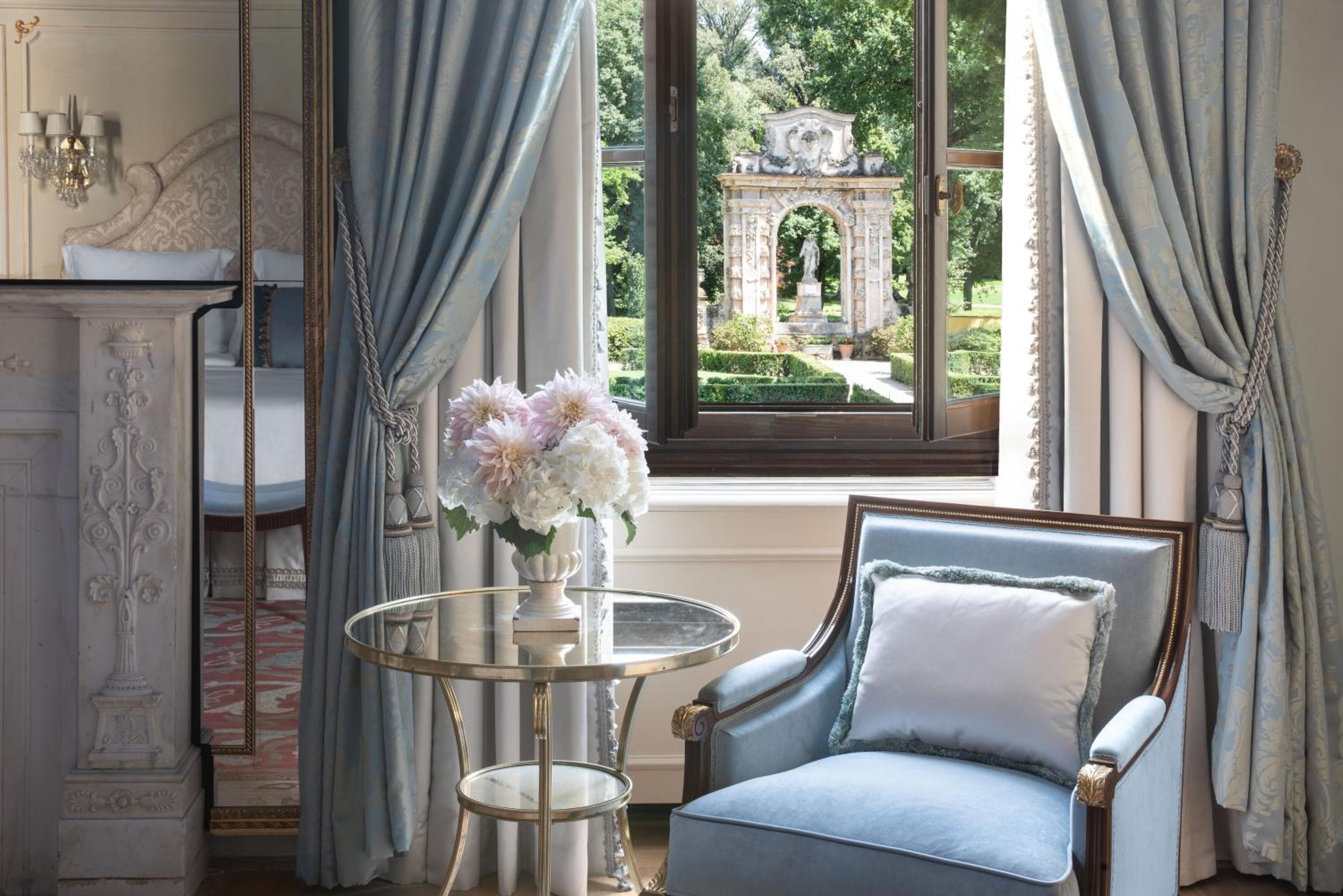 Four Seasons Hotel Firenze — 17