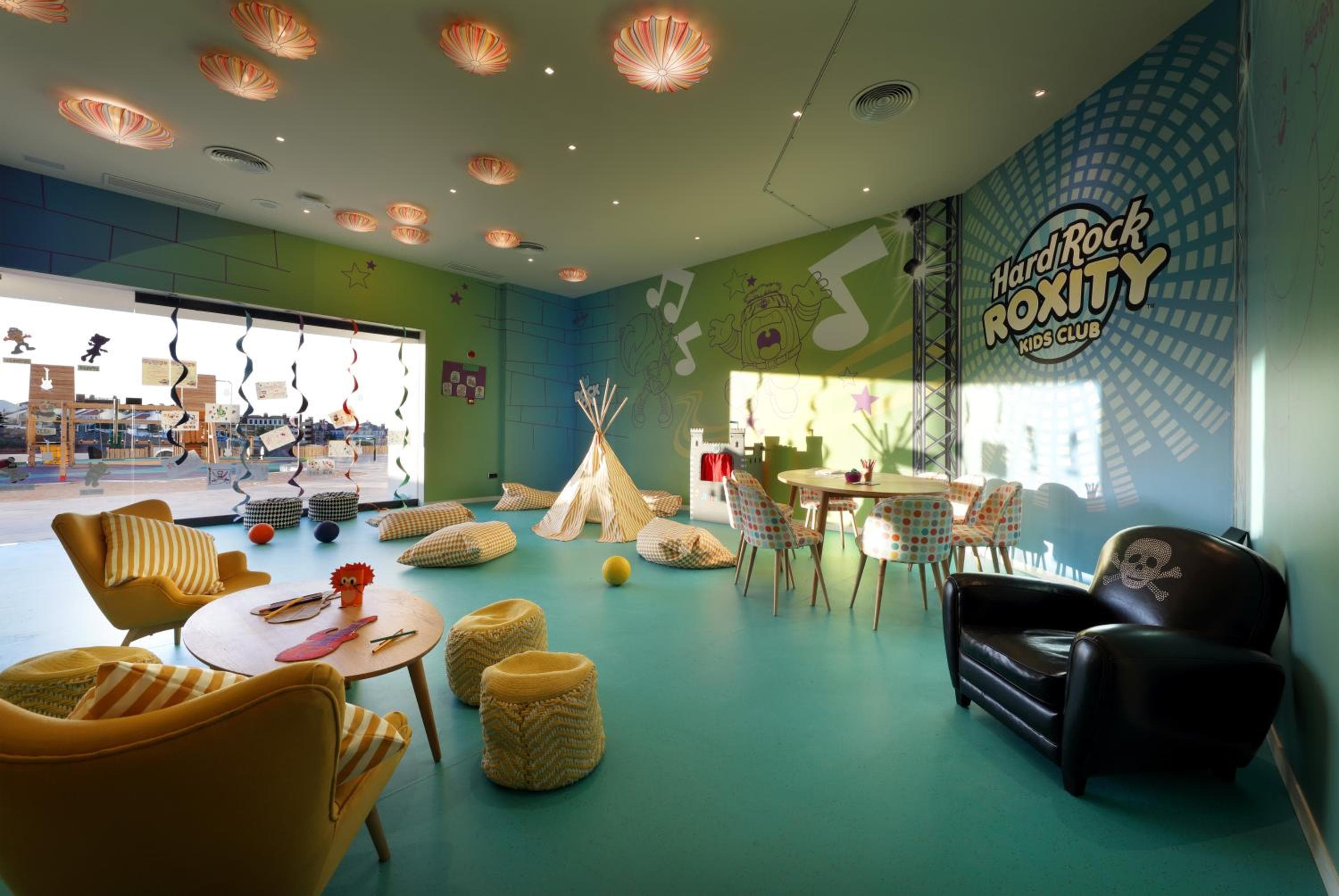 Hard Rock Hotel Tenerife — 29