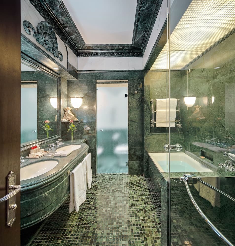 Hassler Roma — 7